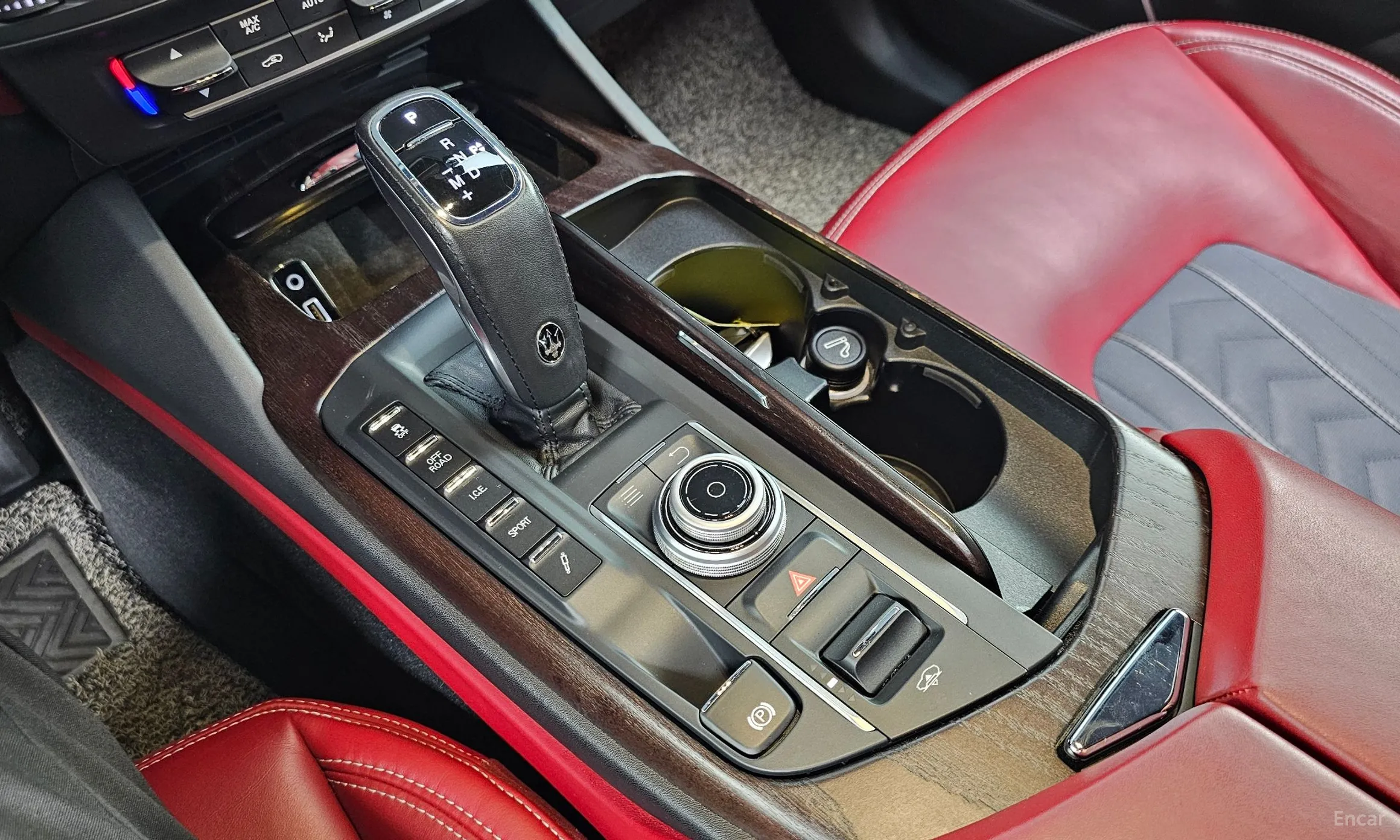 Maserati Levante превью 9