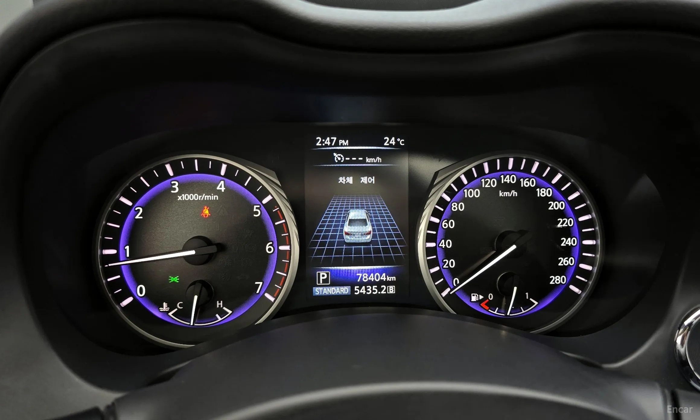 Infiniti Q50 превью 8