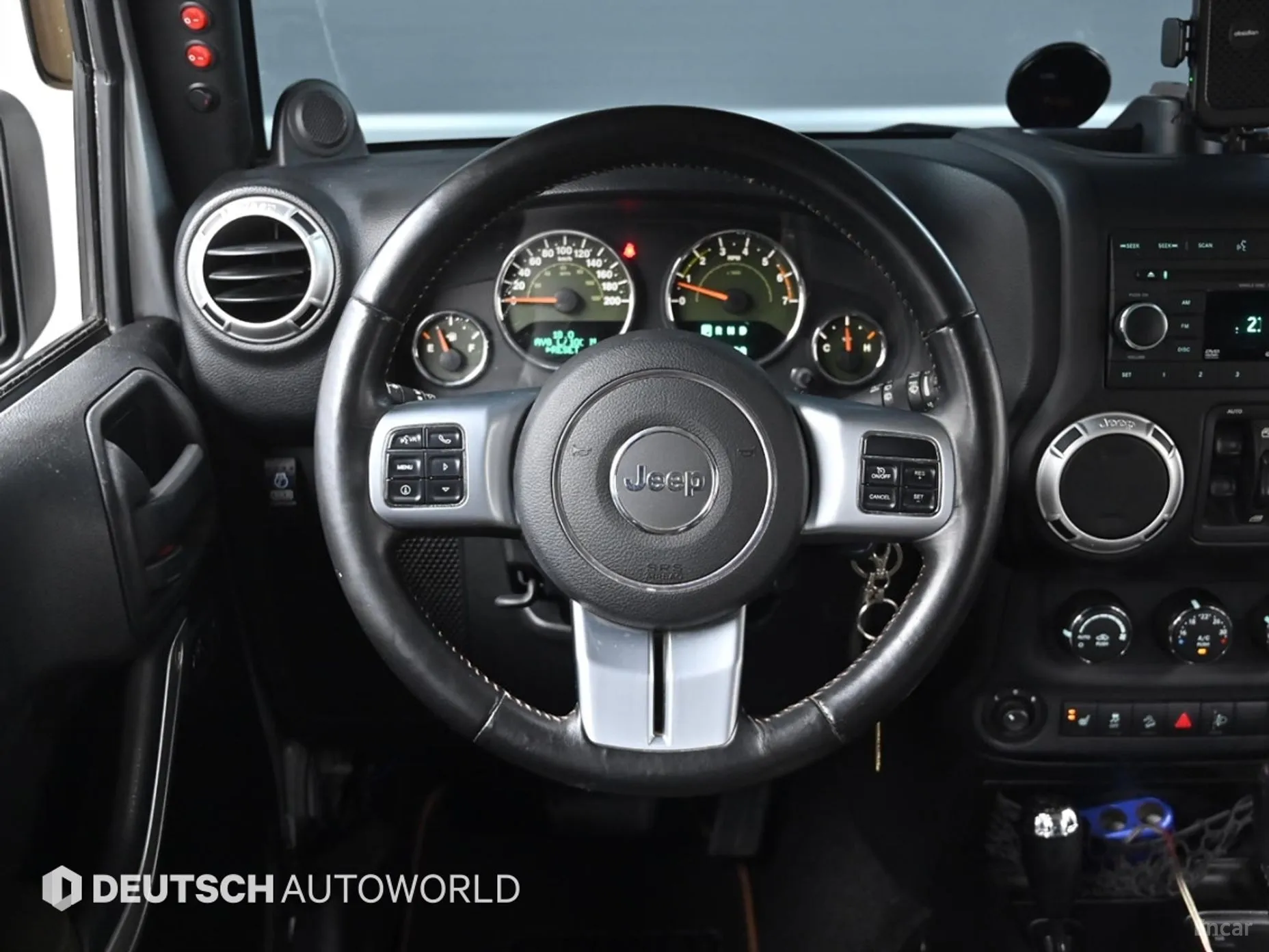 Jeep Wrangler (JK) превью 13