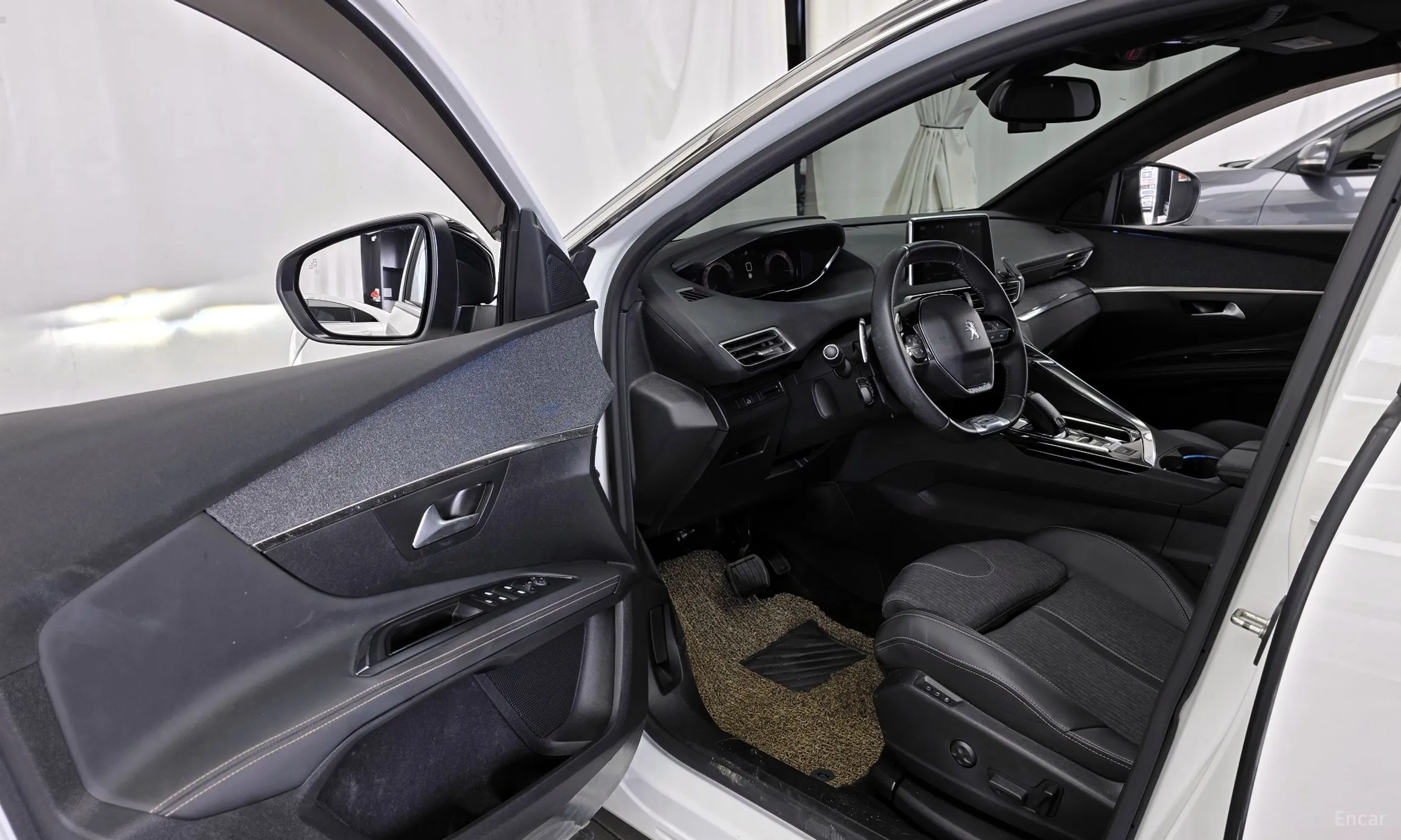 Peugeot 5008 2nd generation превью 10