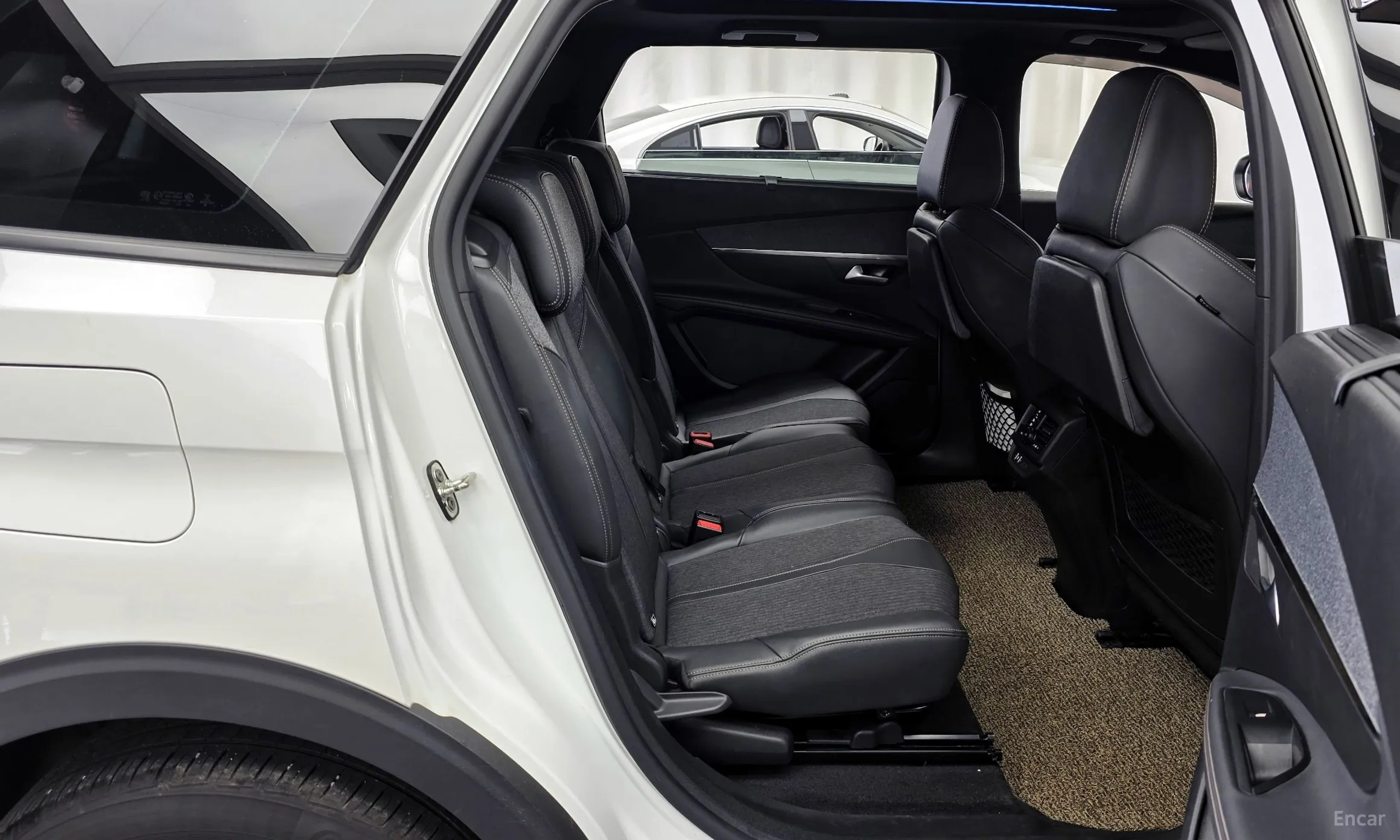 Peugeot 5008 2nd generation превью 12