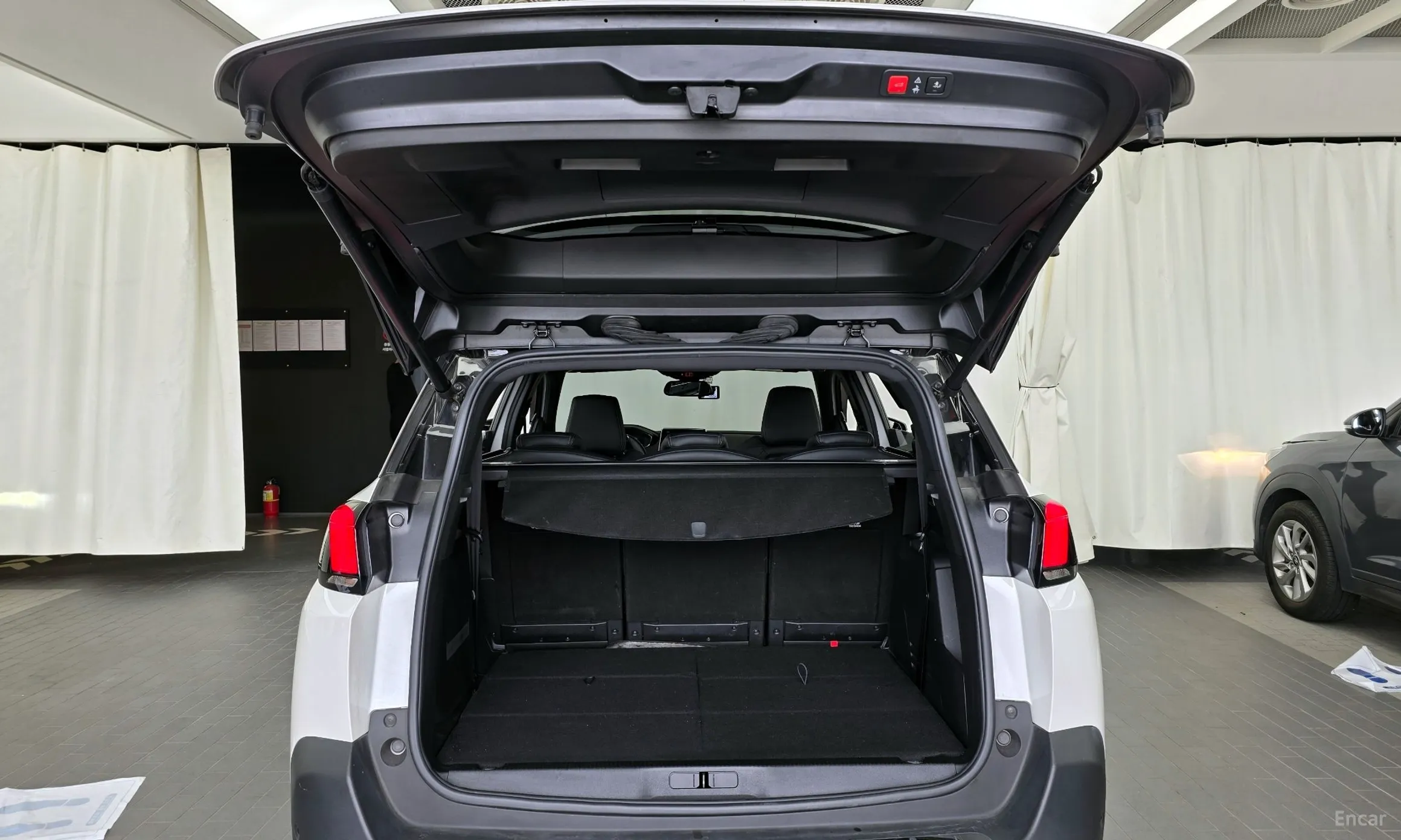 Peugeot 5008 2nd generation превью 20