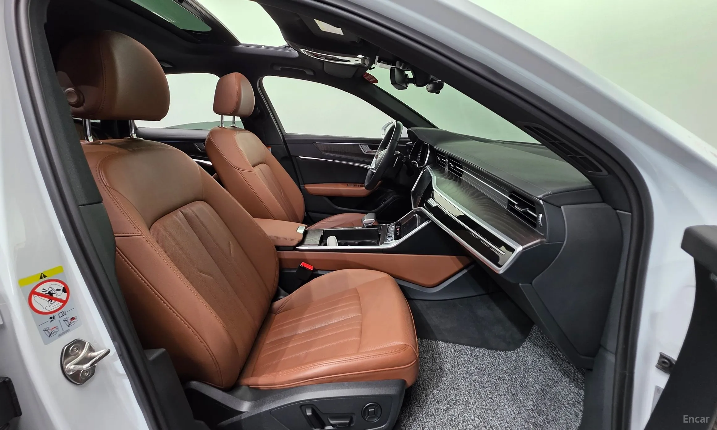 Audi A6 (C8) превью 10
