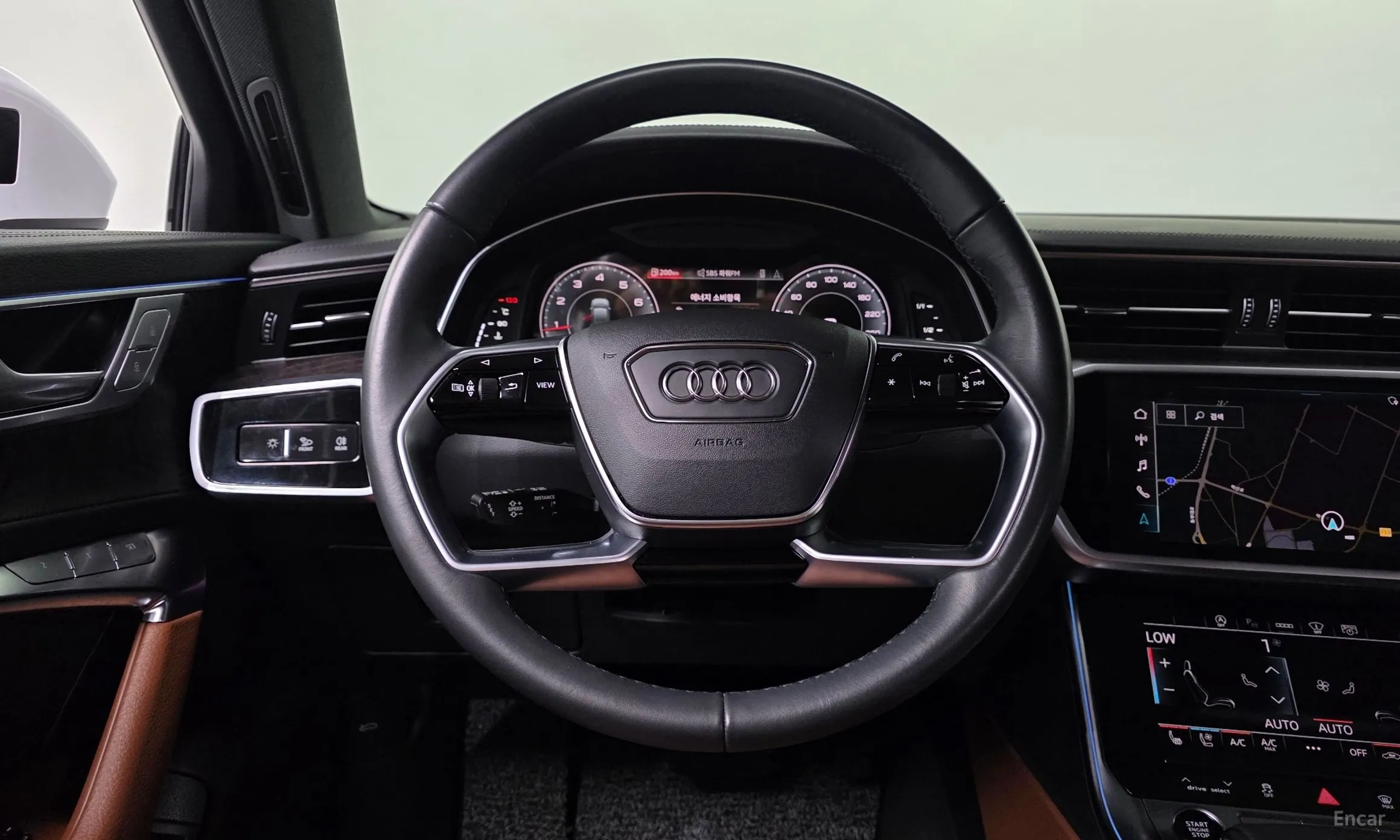 Audi A6 (C8) превью 15