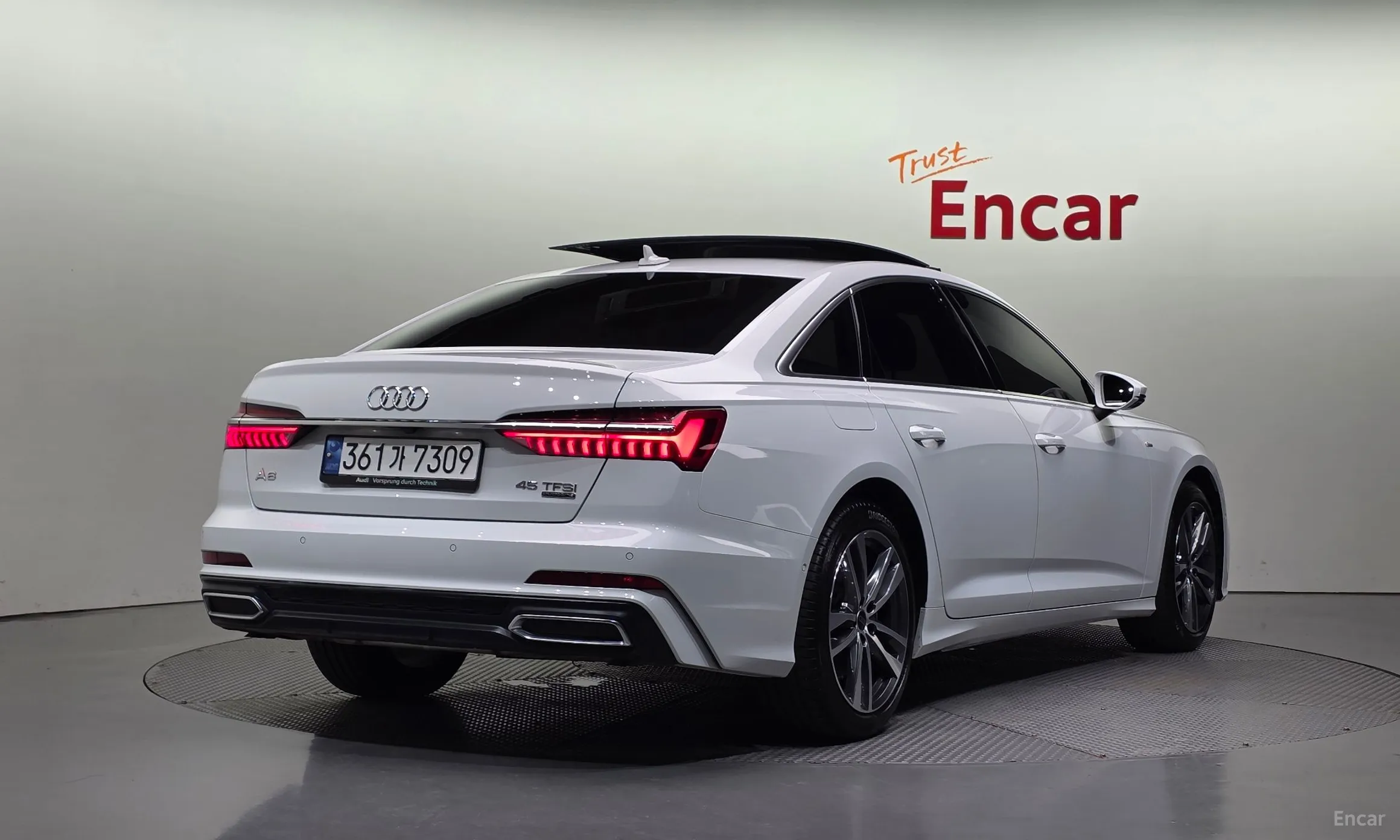 Audi A6 (C8) превью 2