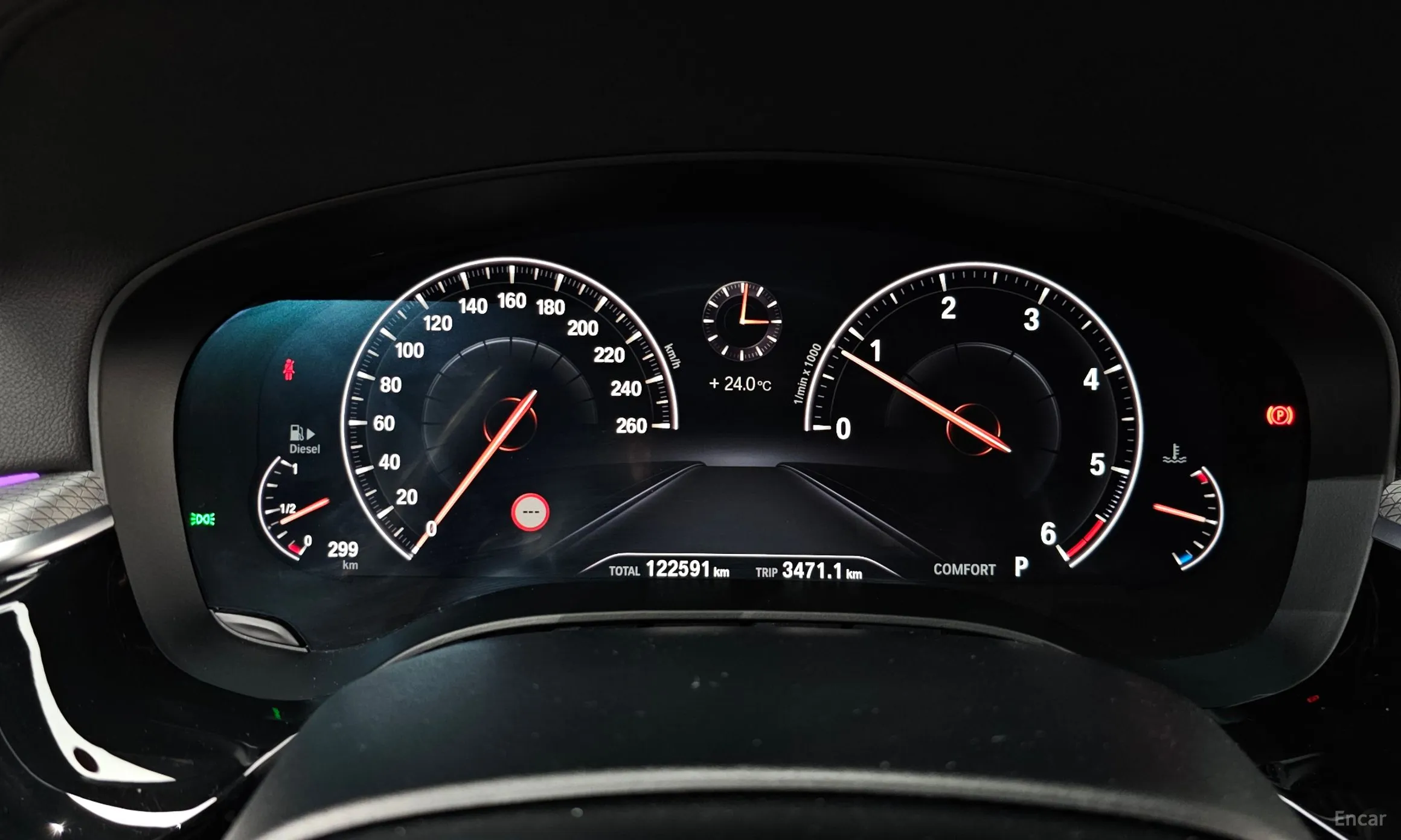 BMW 5 Series (G30) превью 8