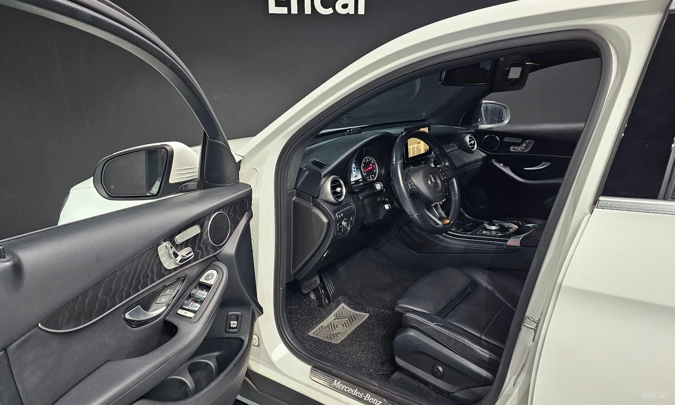Mercedes Benz GLC-Class X253 превью 11