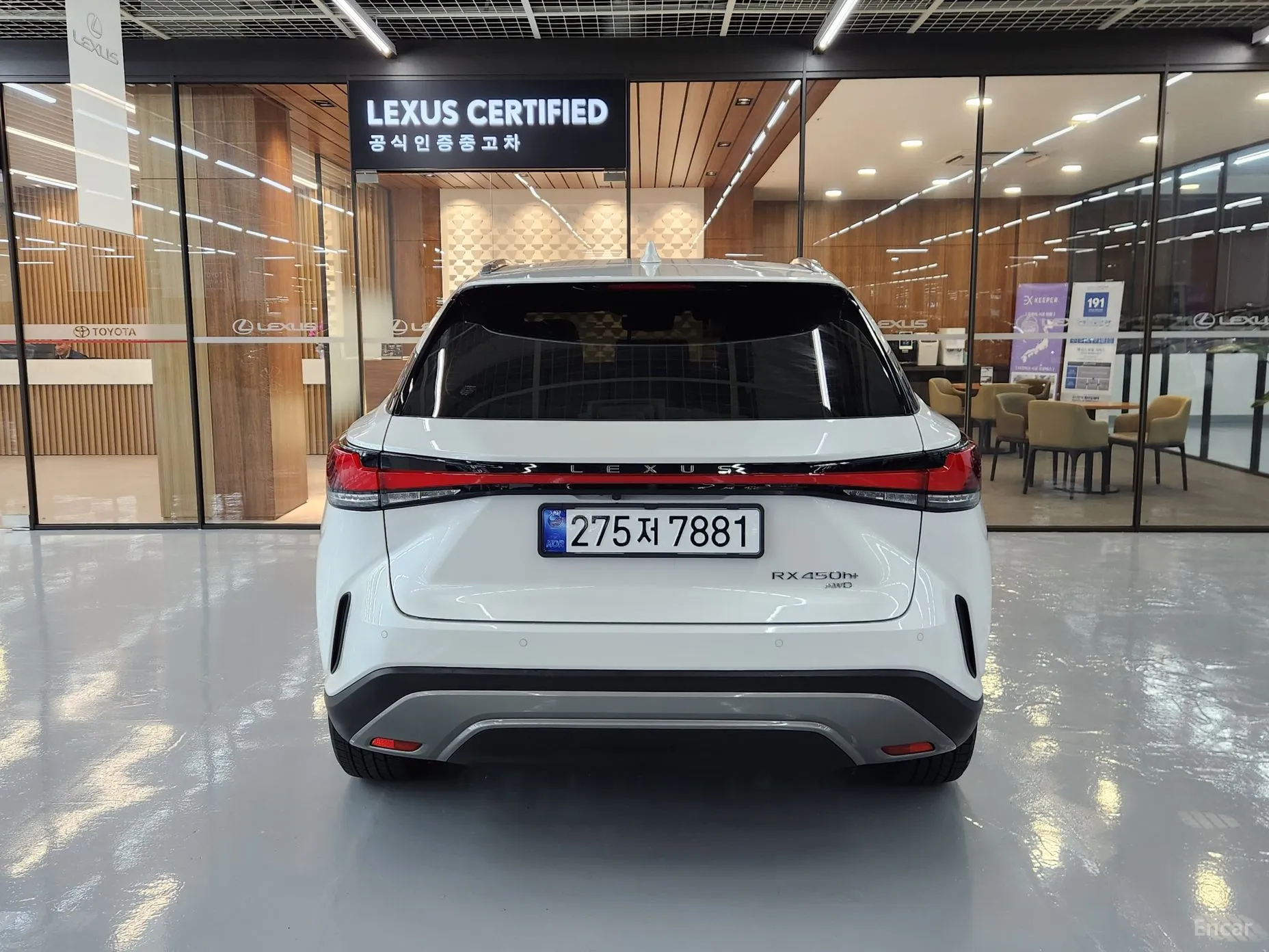 Lexus RX450h + 5th Gen превью 4