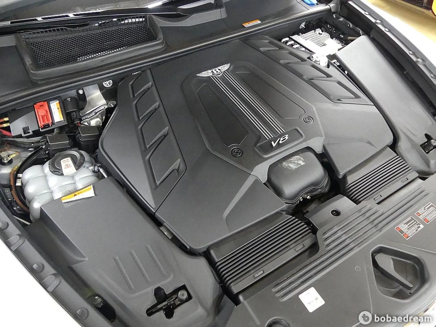 Bentley Bentayga превью 5