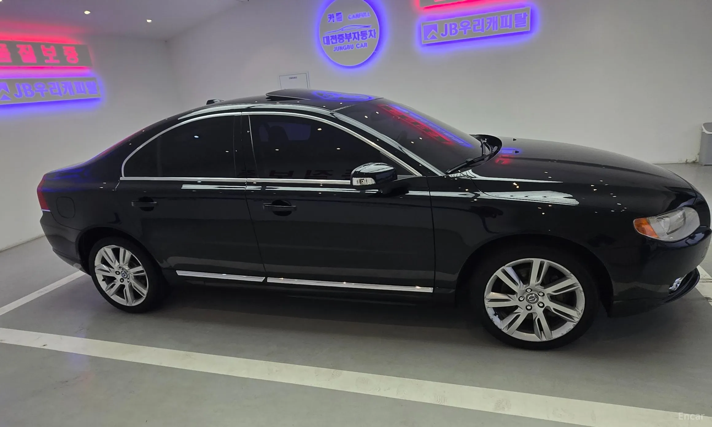 Volvo S80 превью 6