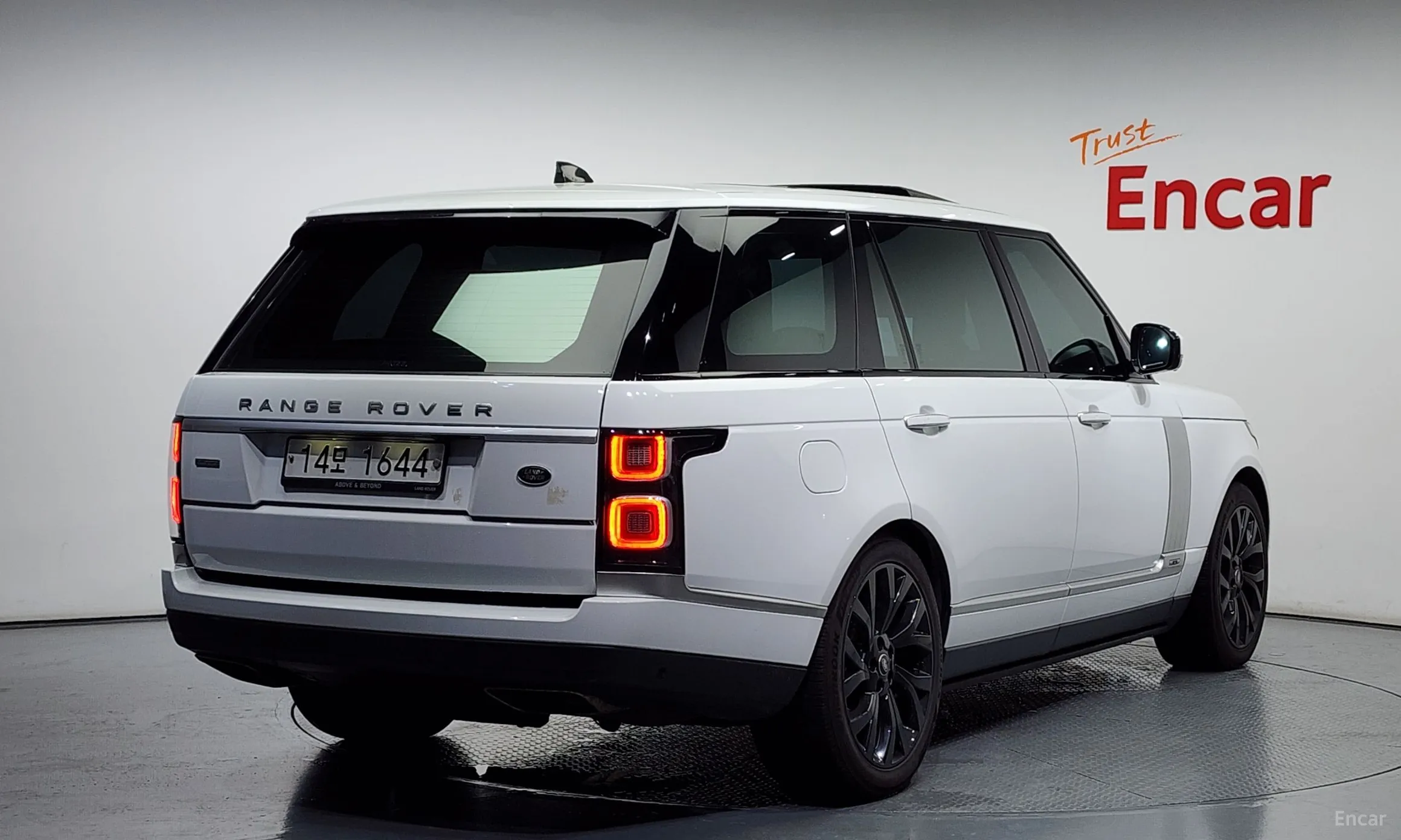 Land Rover Range Rover 4th Generation
