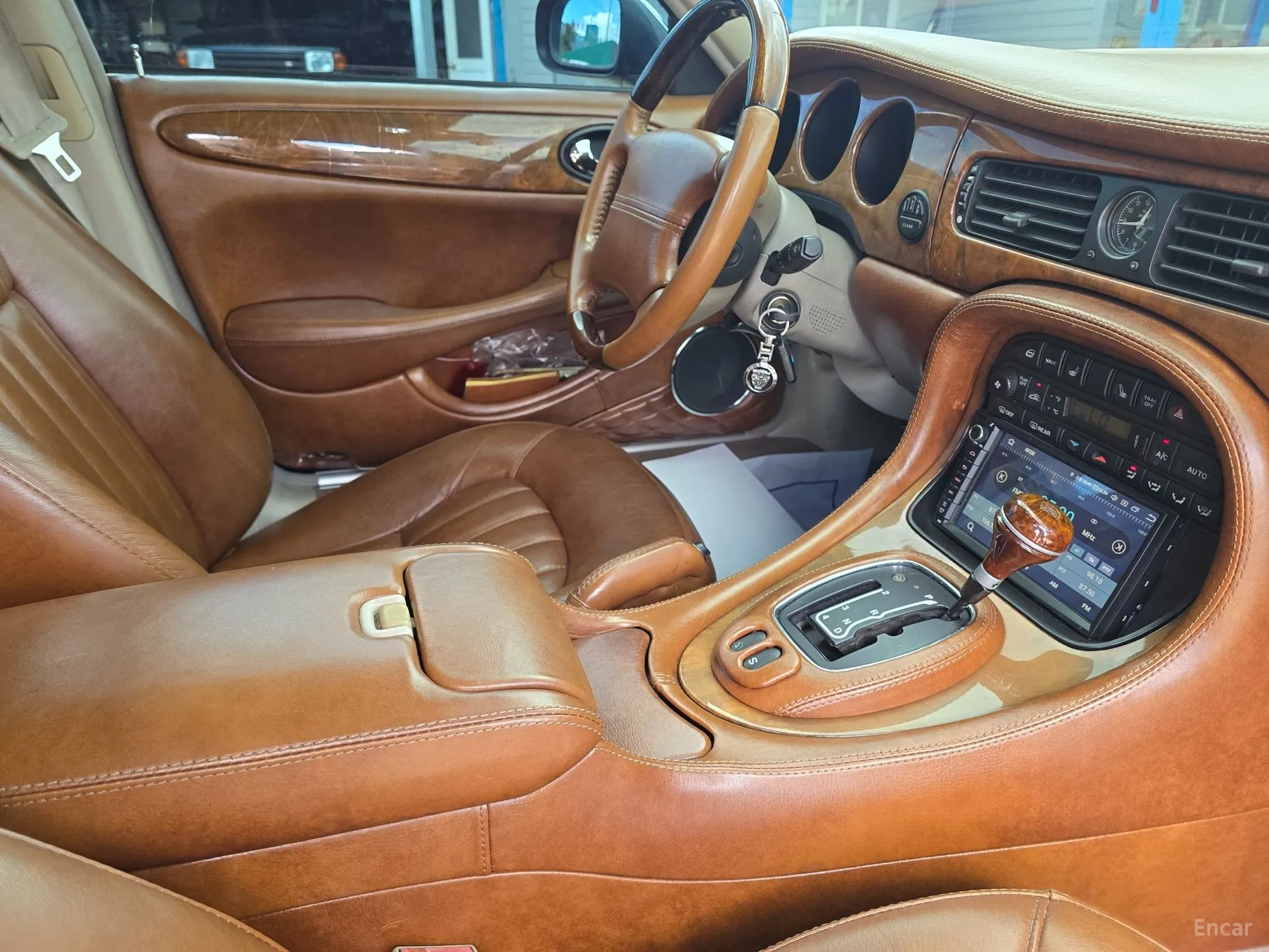 Jaguar XJ-8 превью 20