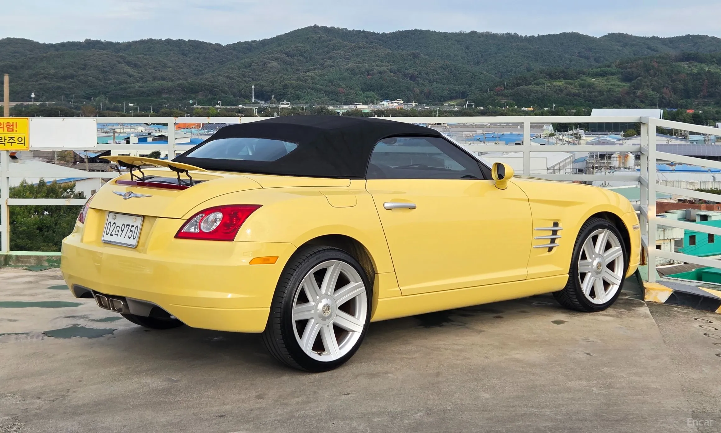 Chrysler Crossfire превью 14
