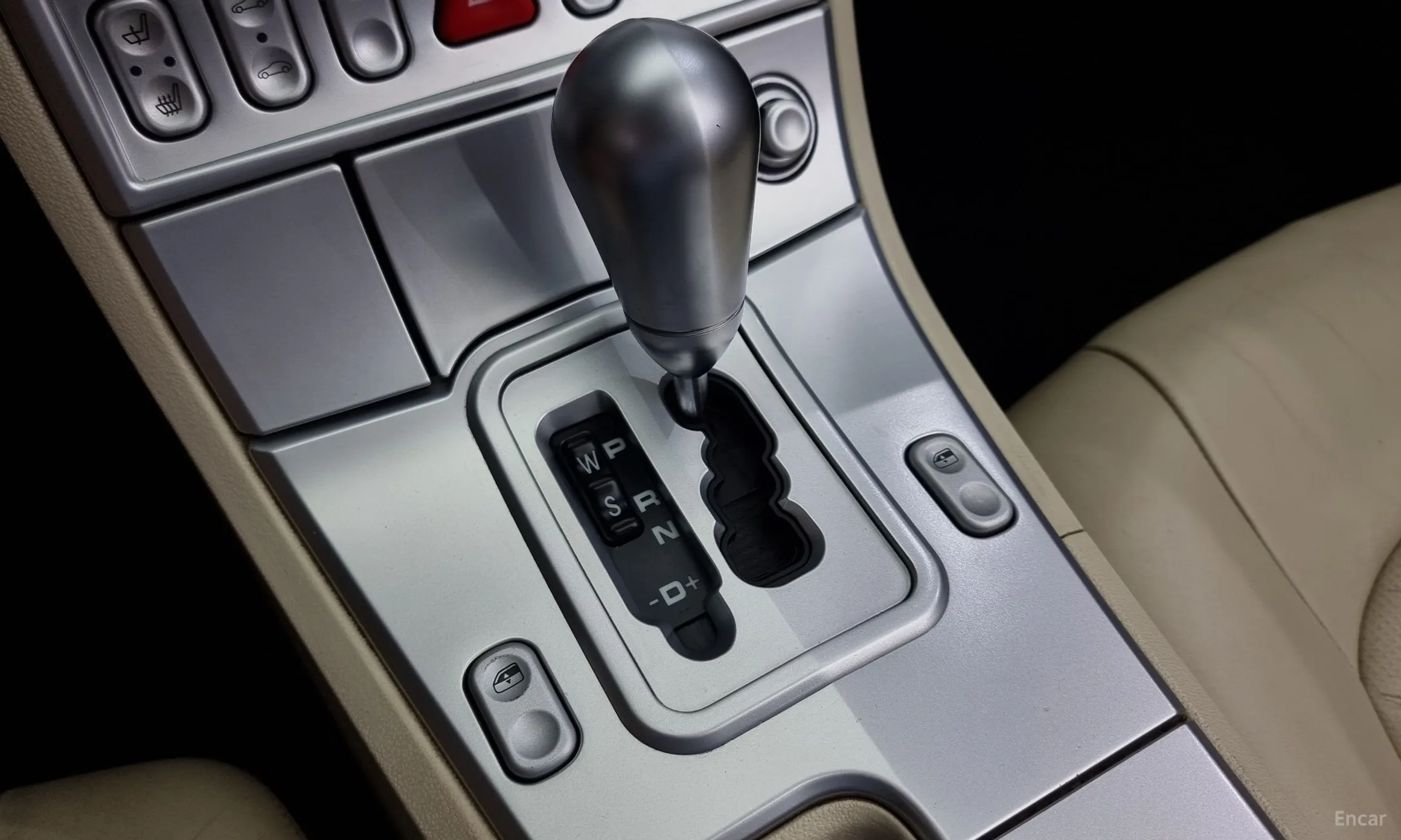 Chrysler Crossfire превью 9