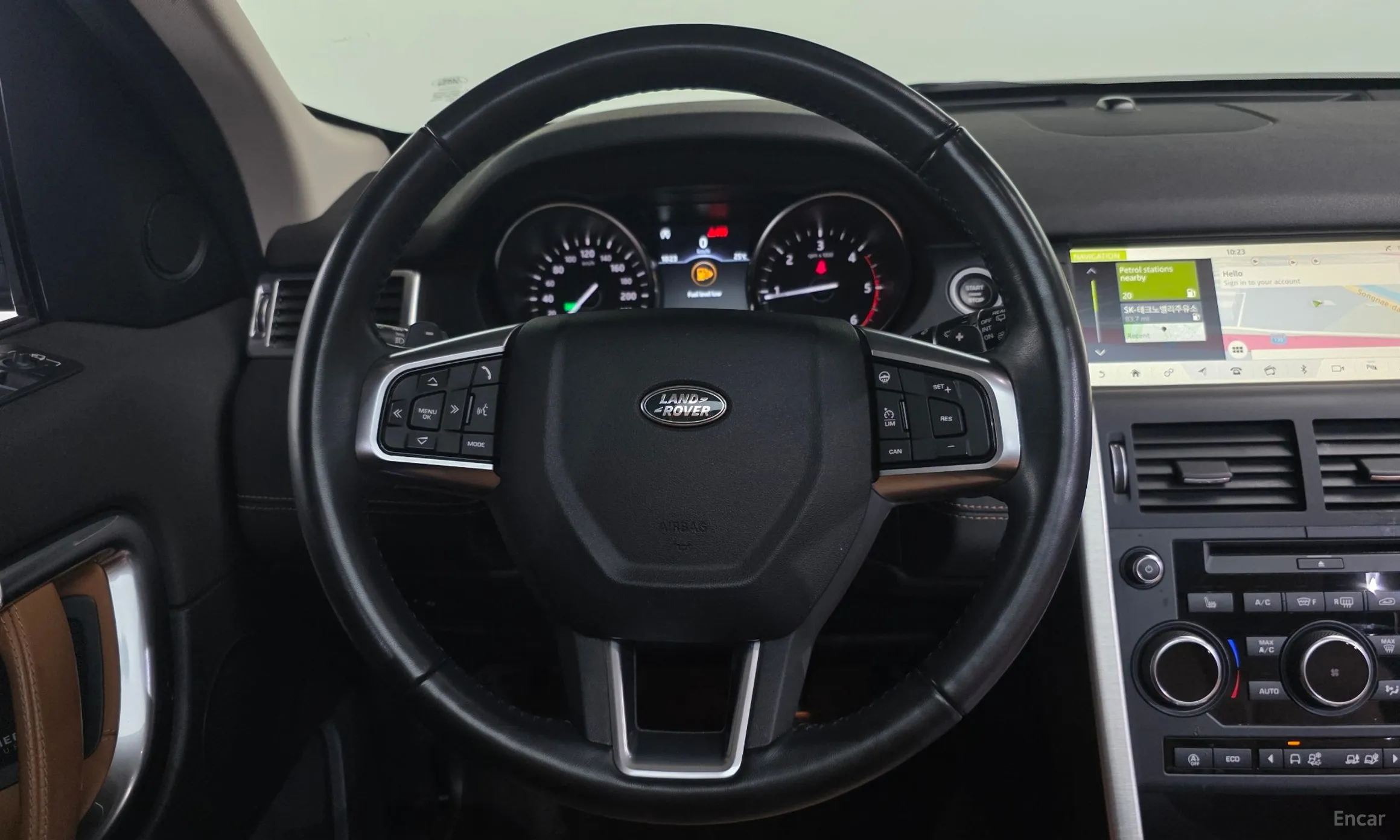 Land Rover Discovery Sports превью 13