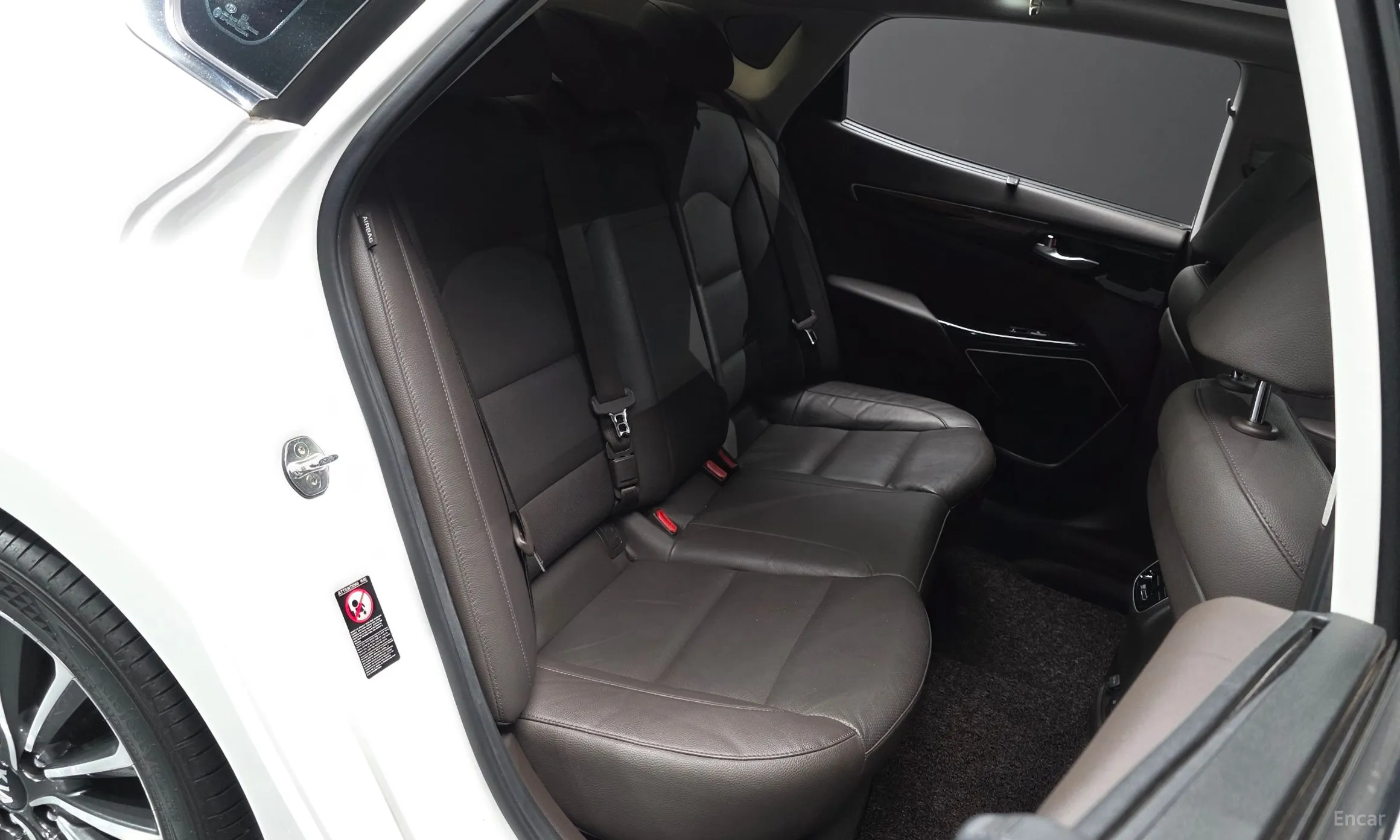 Kia K7 превью 12