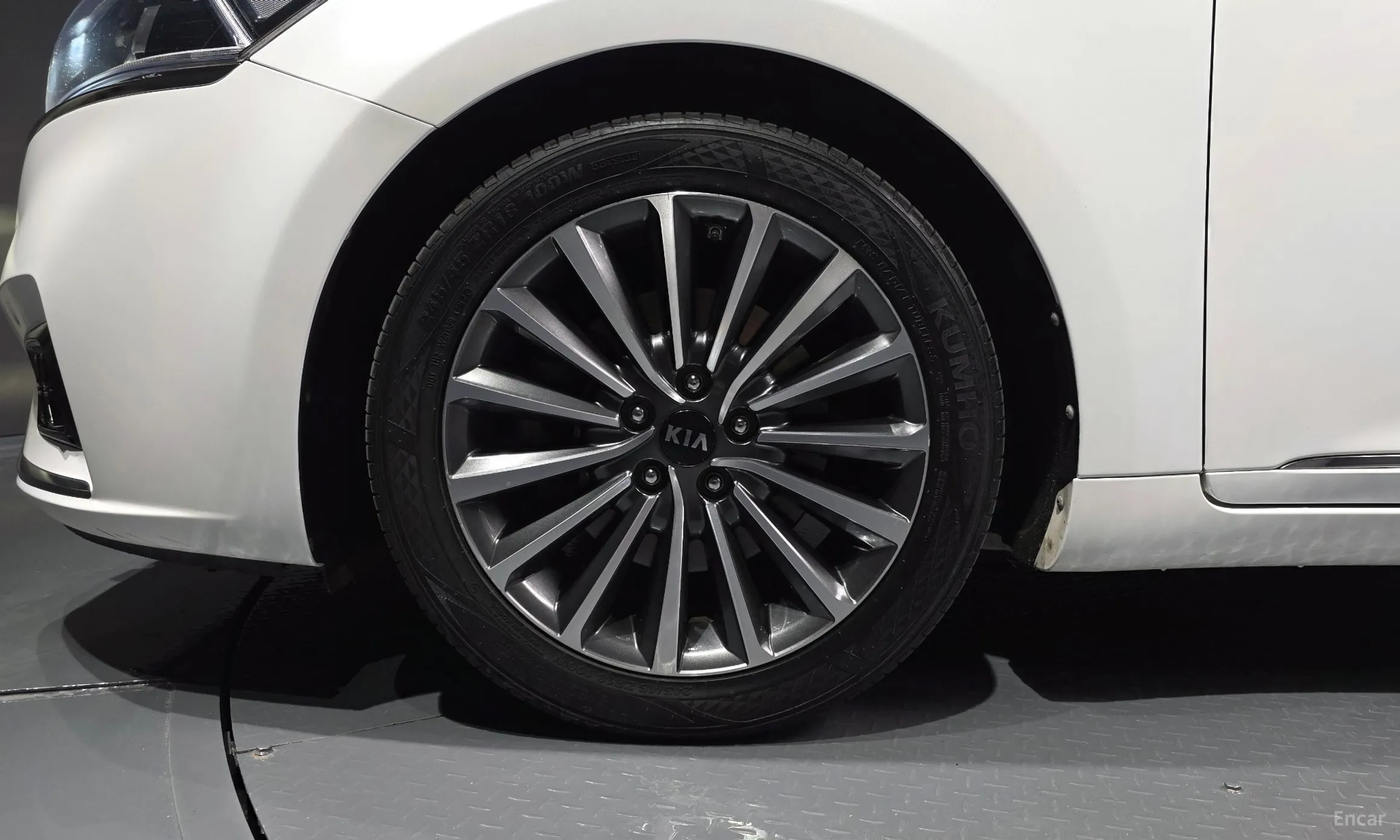 Kia K7 превью 5