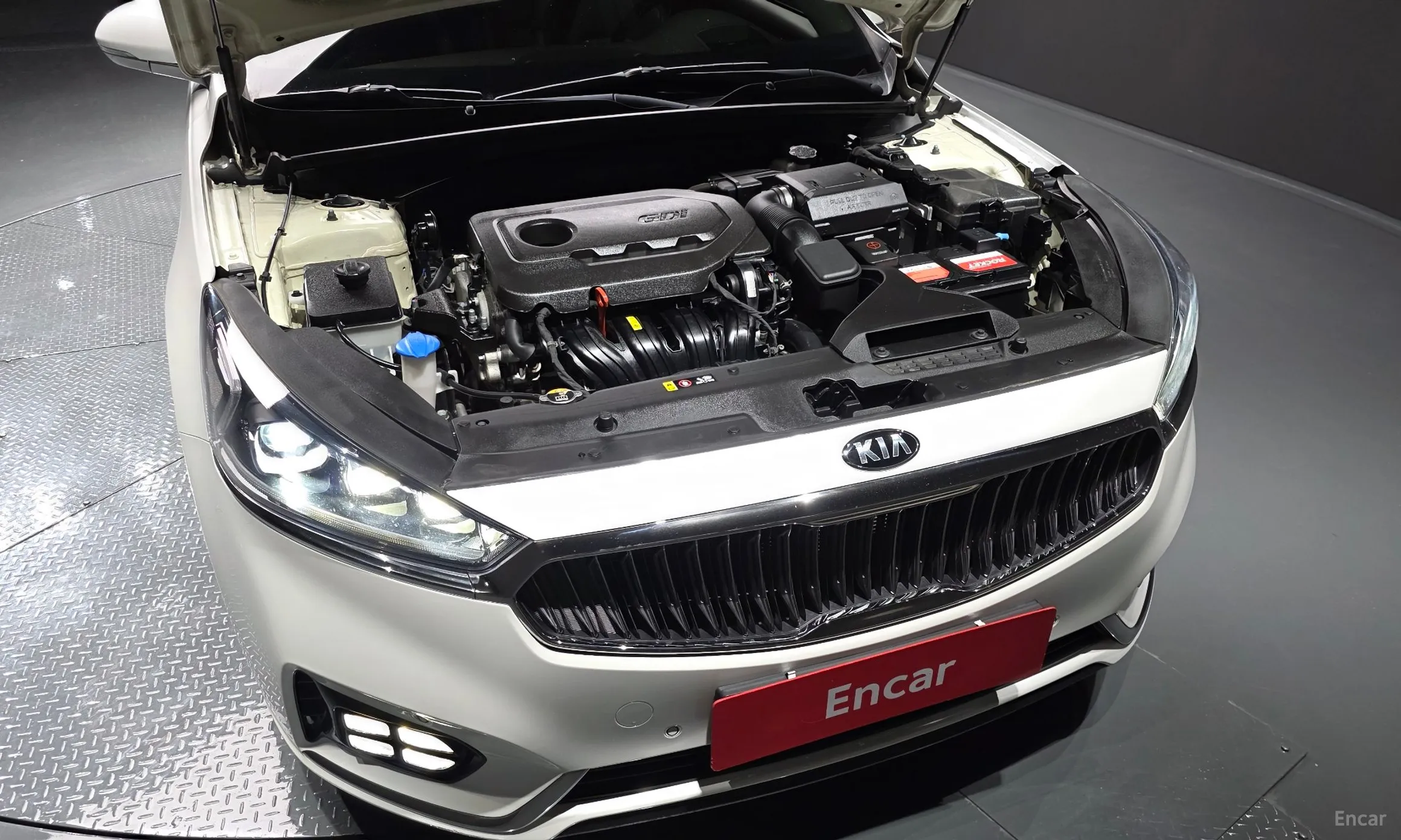 Kia K7 превью 6