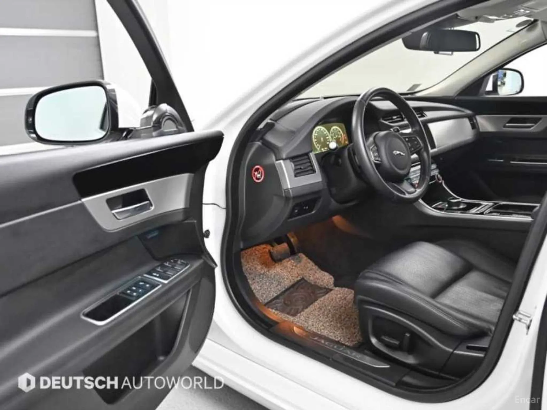 Jaguar XF (x260) превью 11