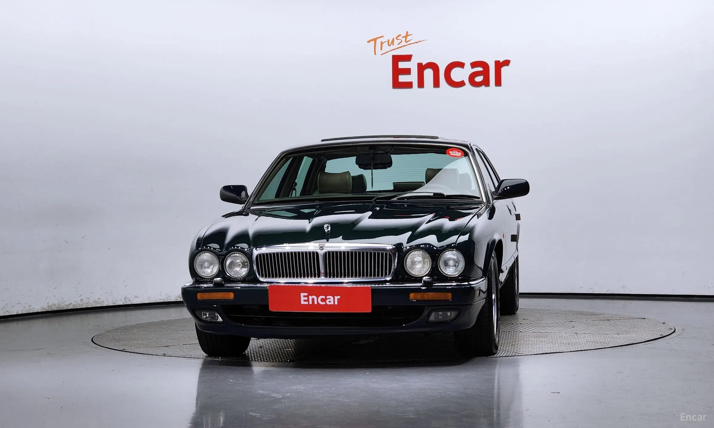 Jaguar XJ-6 превью 3