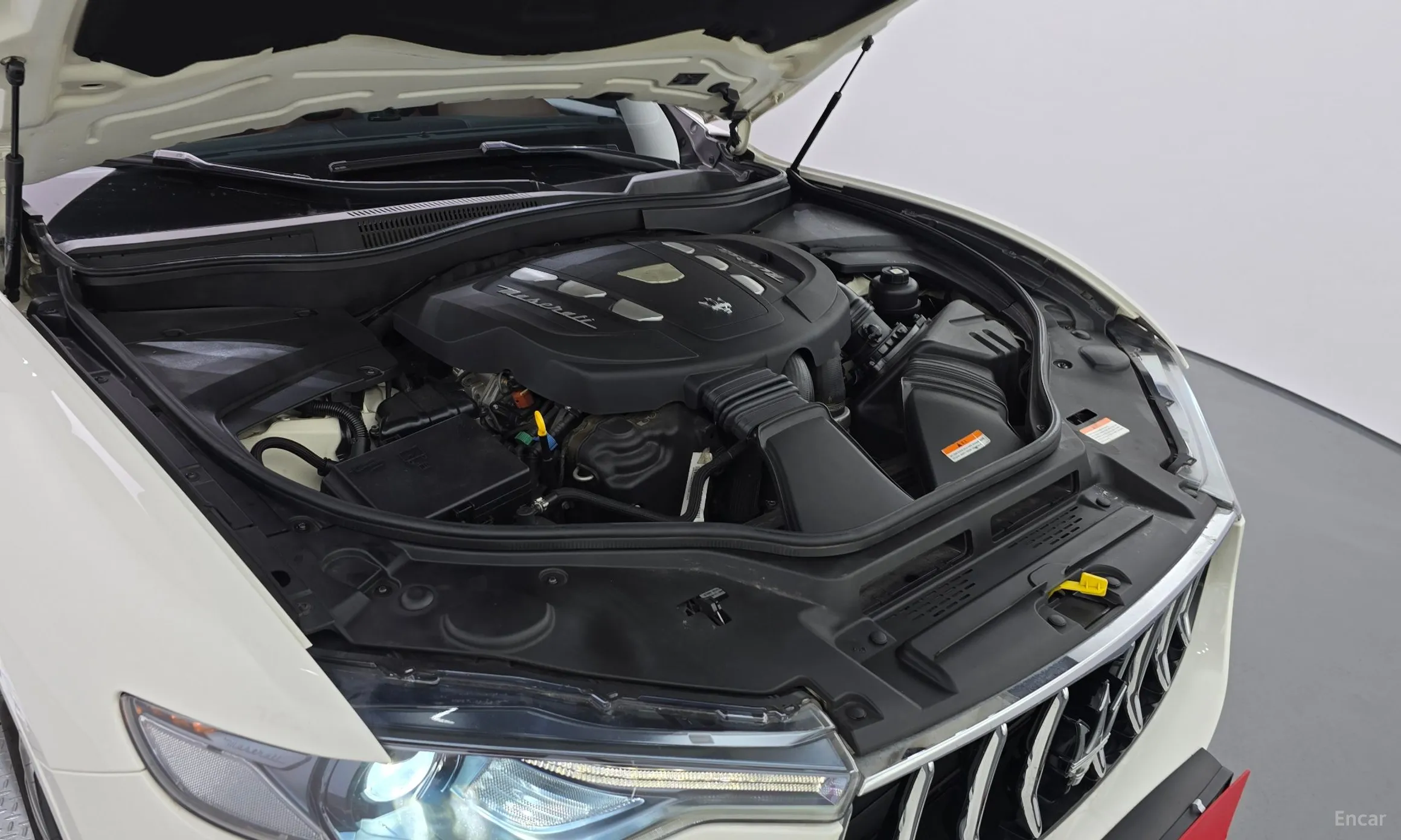 Maserati Levante превью 6
