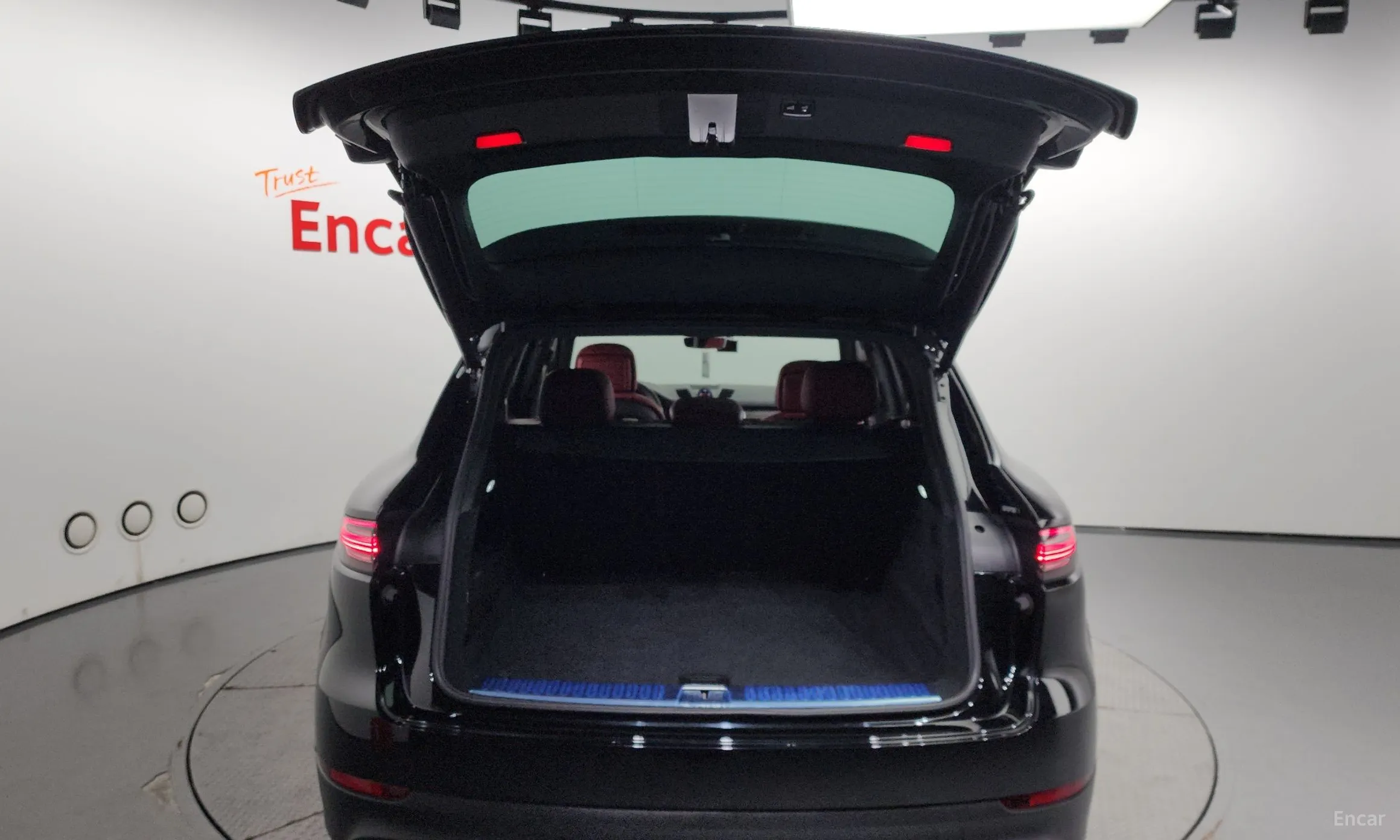 Porsche Cayenne (PO536) превью 20