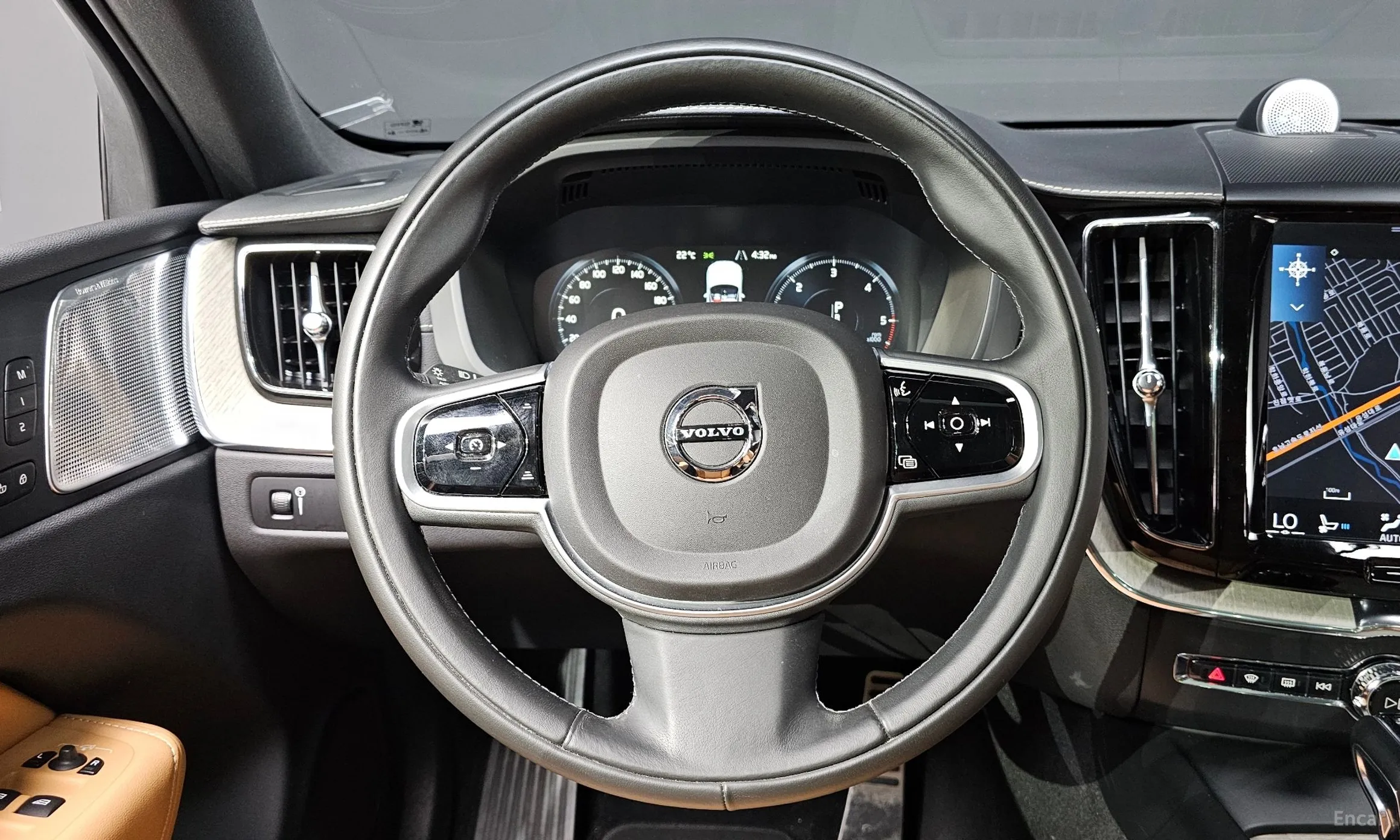 Volvo XC60 Gen 2 превью 14
