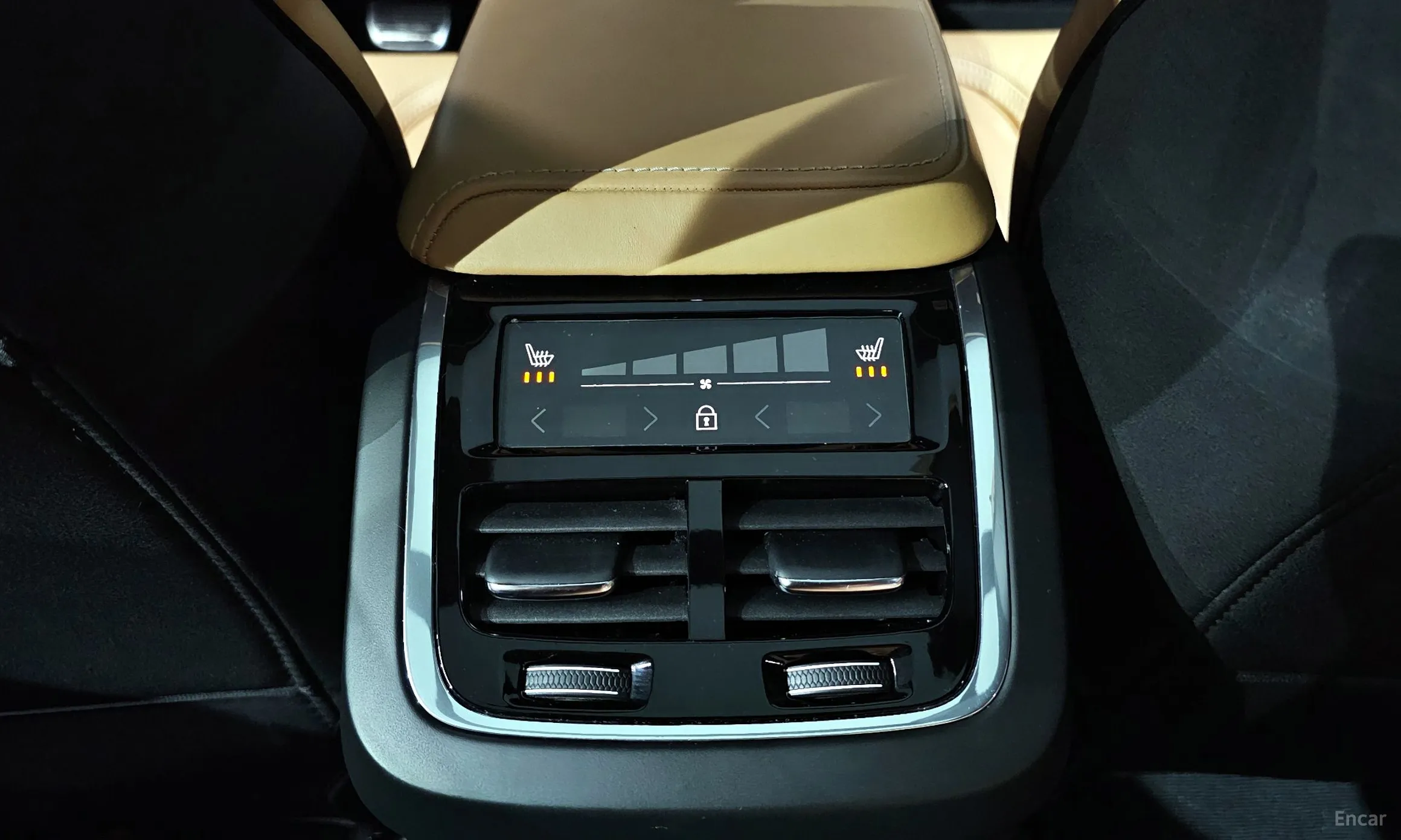 Volvo XC60 Gen 2 превью 19