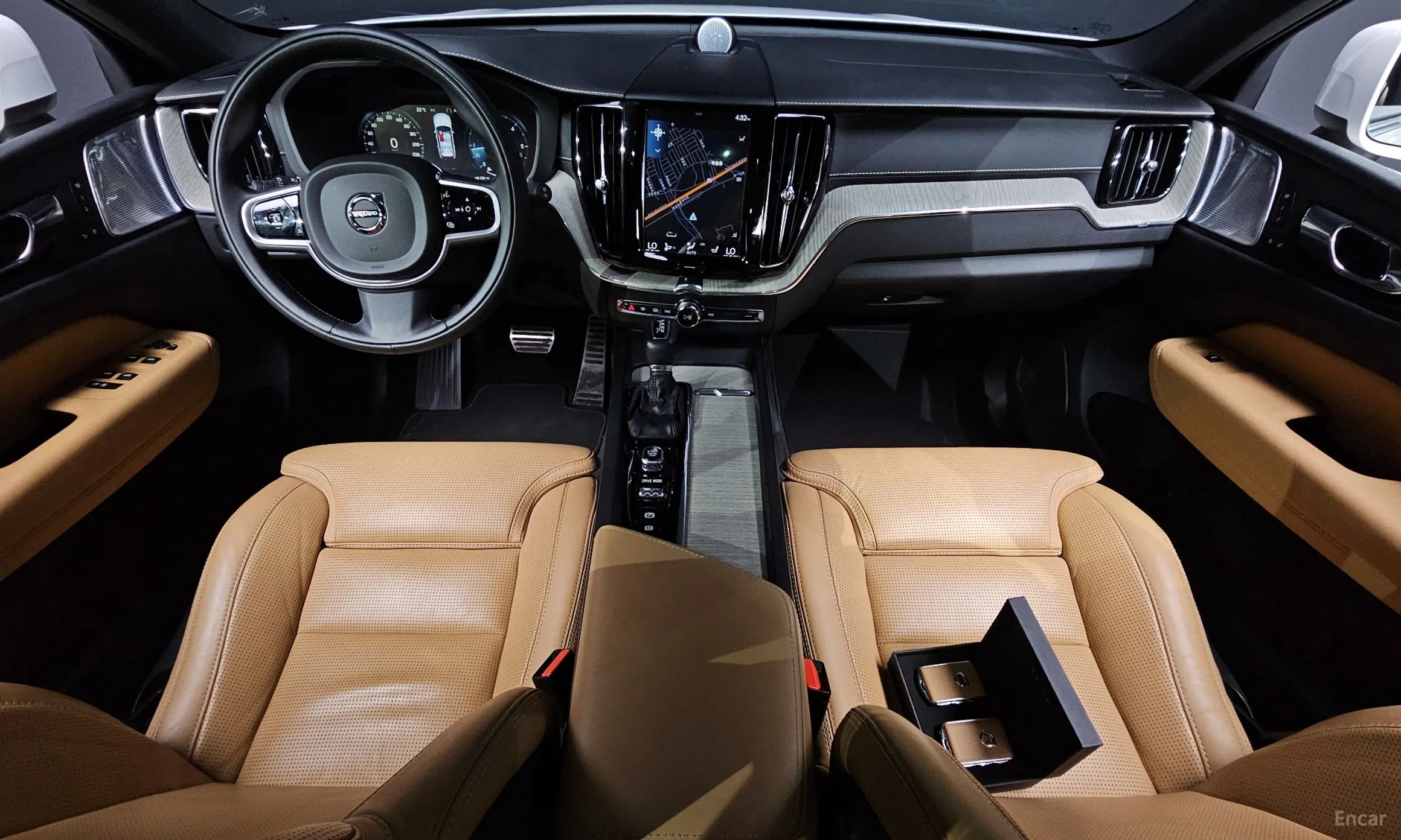 Volvo XC60 Gen 2 превью 7