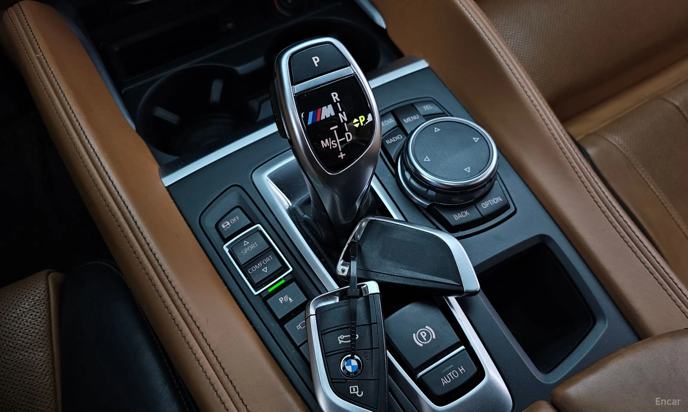 BMW X6 (F16) превью 9