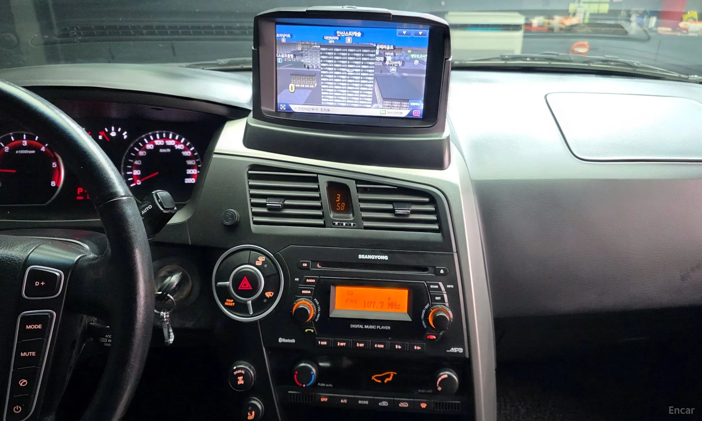 KG Mobility (SsangYong) Korando Sports превью 19