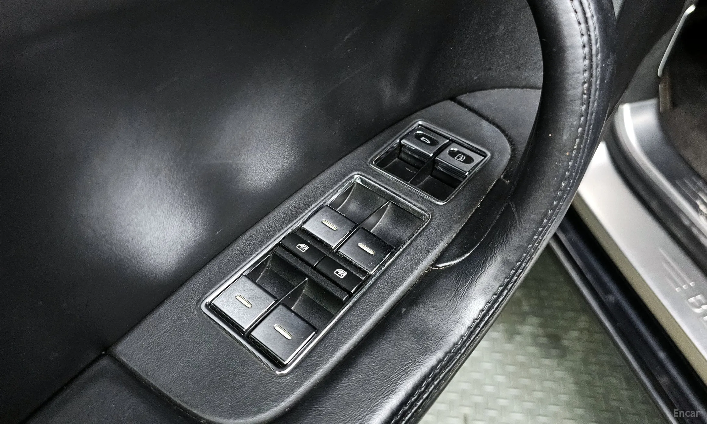 Bentley Flying Spur Gen 1 превью 12