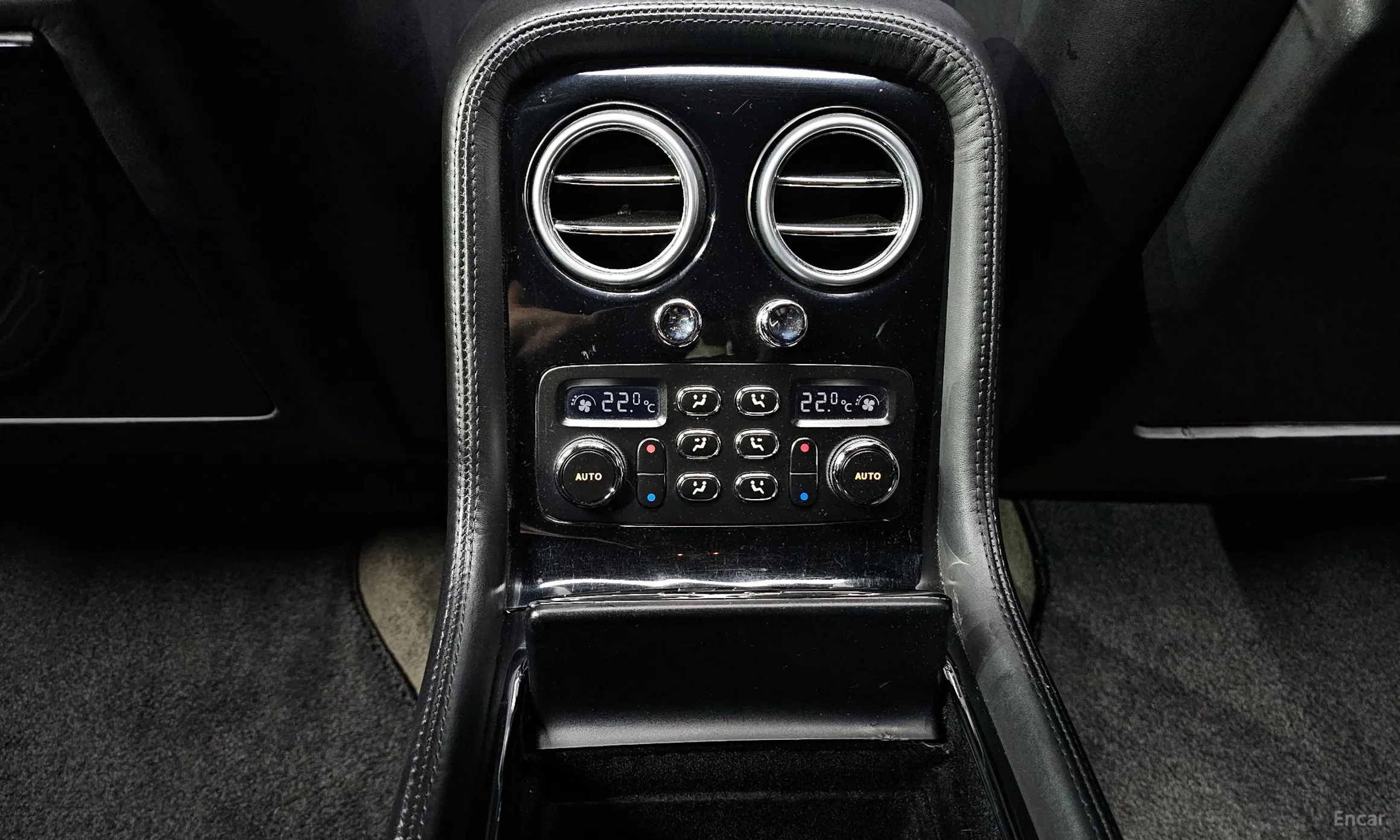 Bentley Flying Spur Gen 1 превью 18