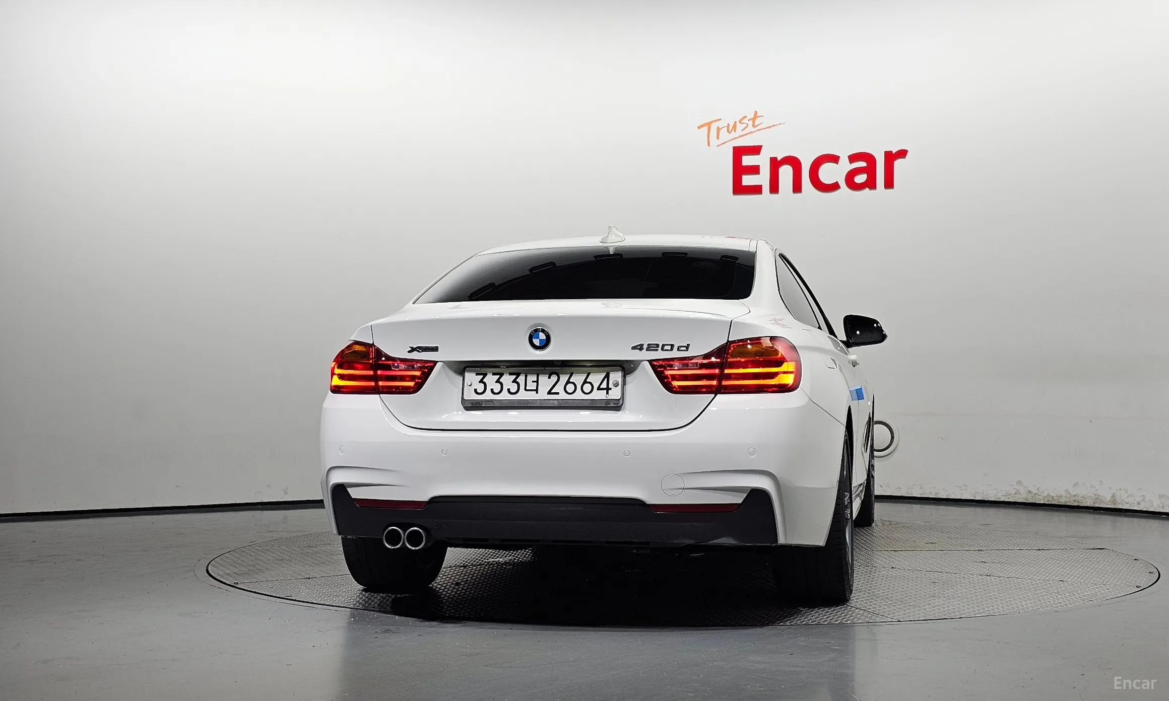 BMW Series 4 (F32) превью 4