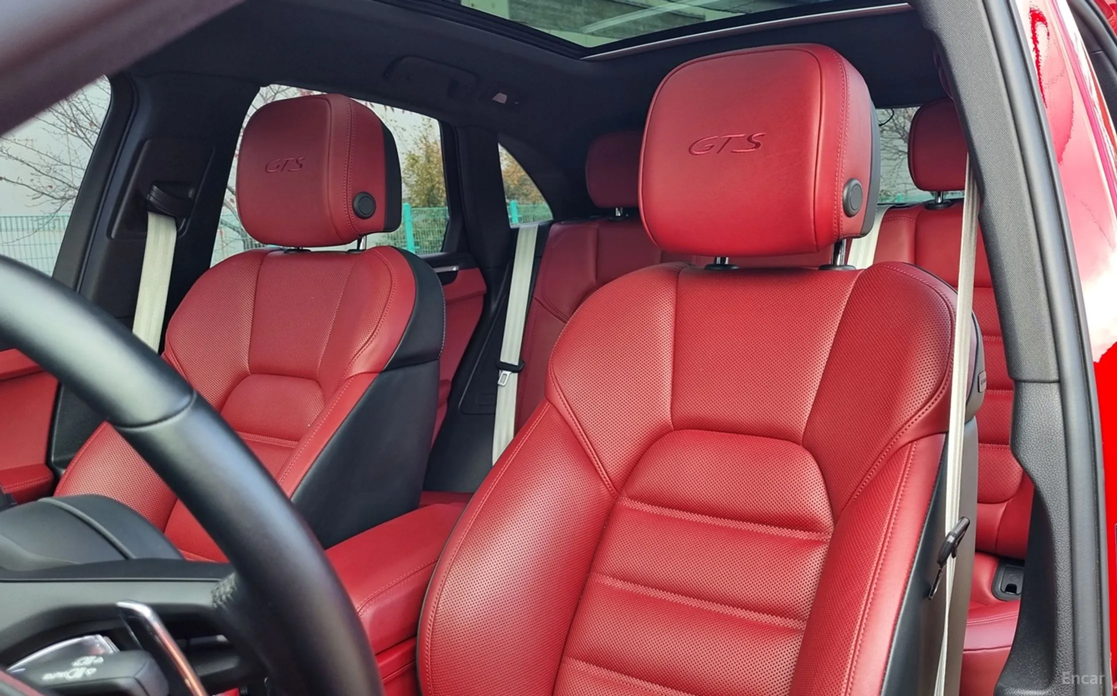 Porsche Macan превью 11