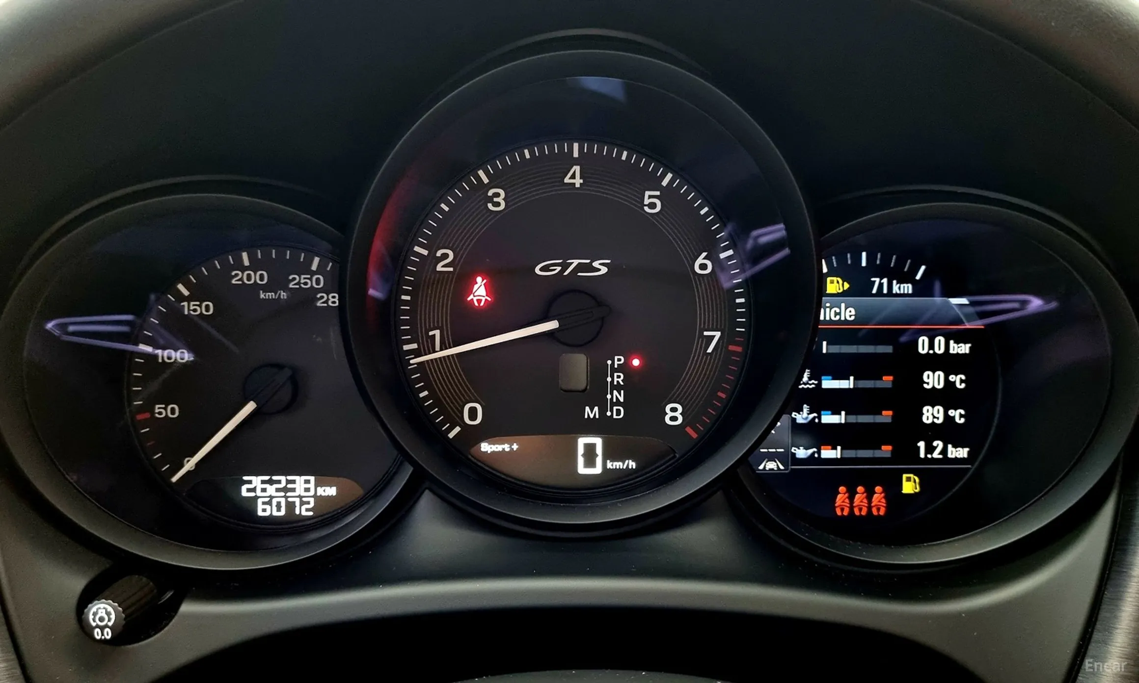 Porsche Macan превью 15