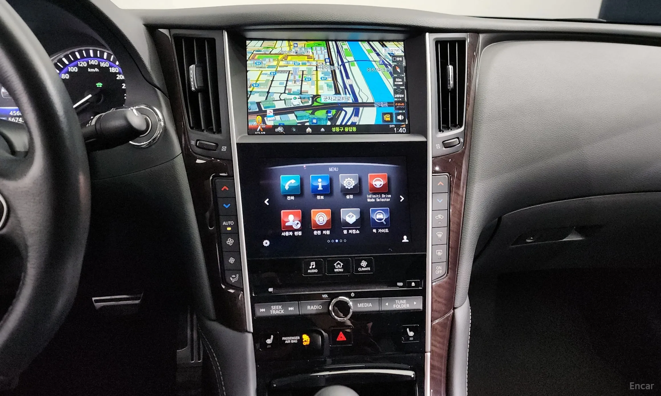 Infiniti Q50 превью 14