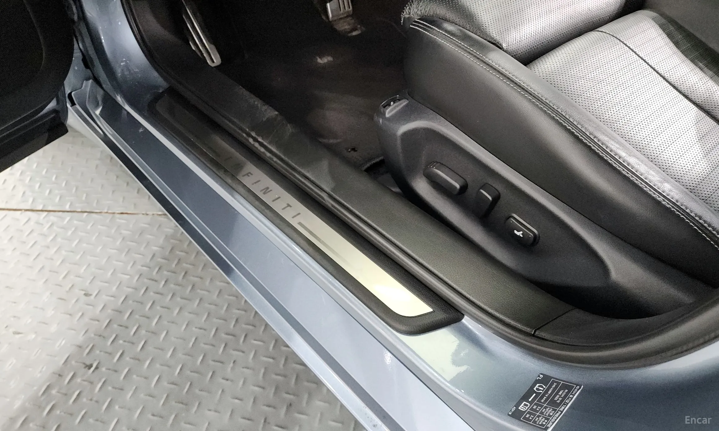 Infiniti Q50 превью 17