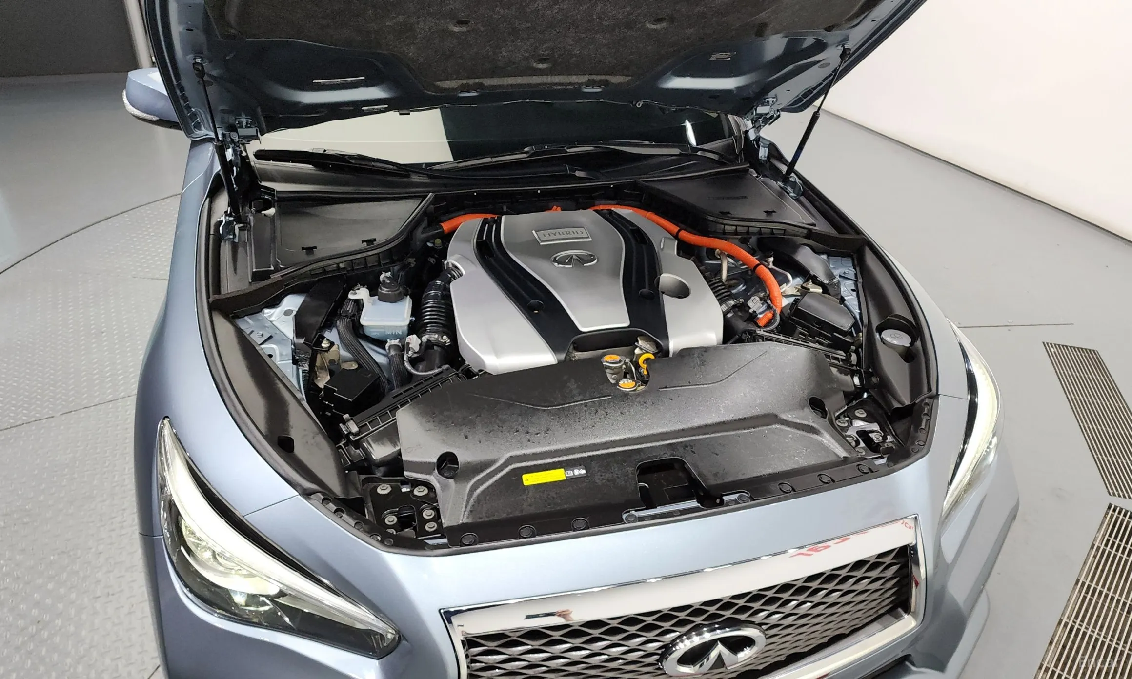 Infiniti Q50 превью 6