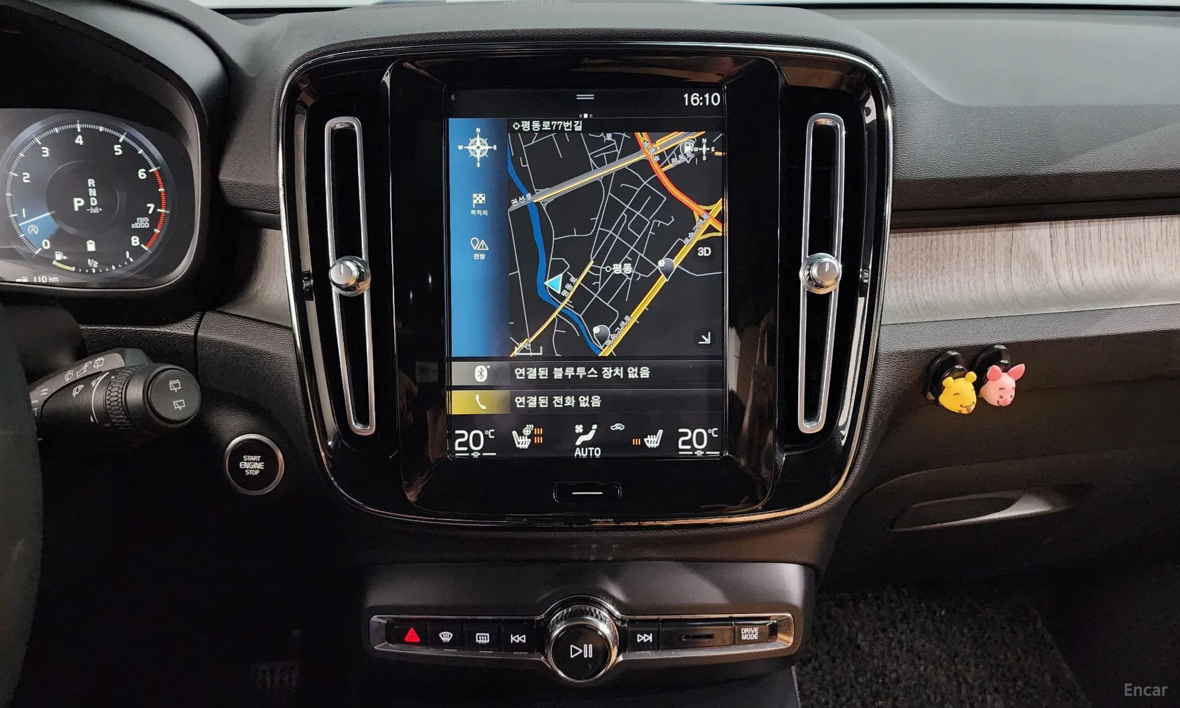 Volvo XC40 превью 15