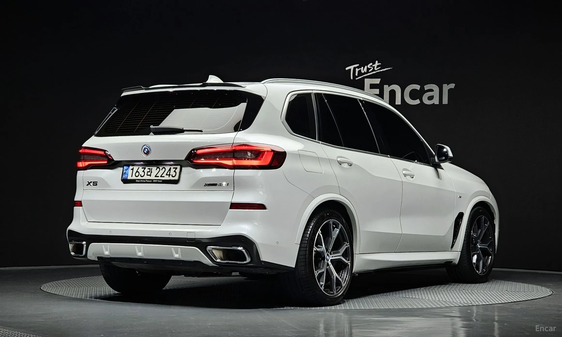 BMW X5 (G05) превью 2