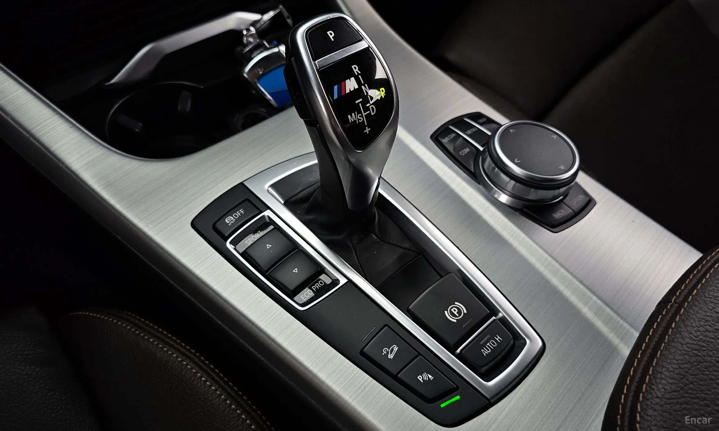 BMW X4 (F26) превью 9