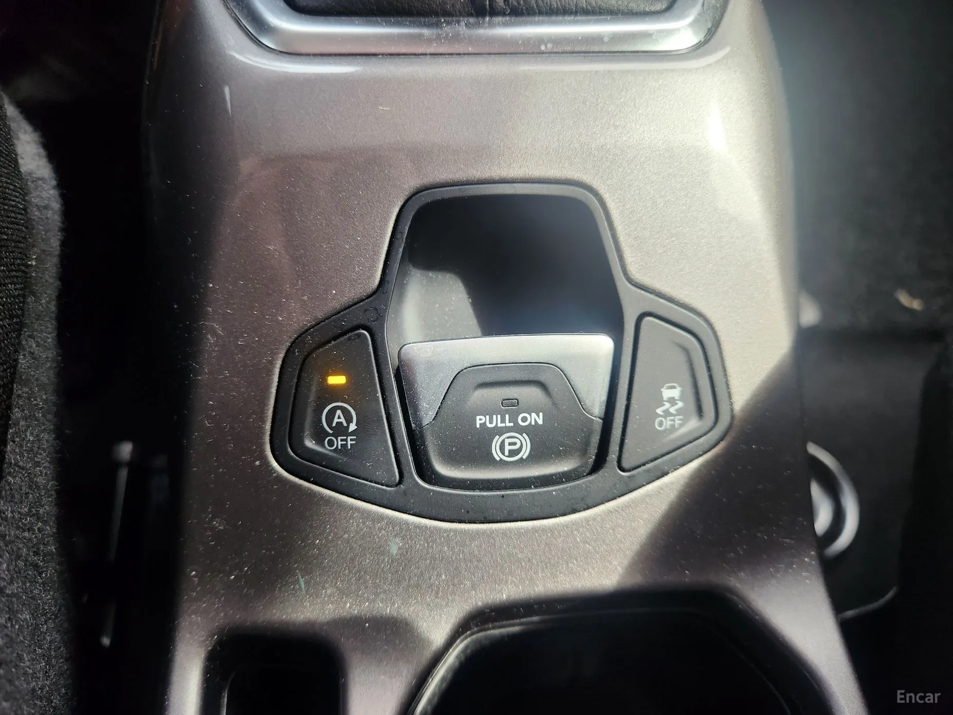 Jeep Renegade превью 11