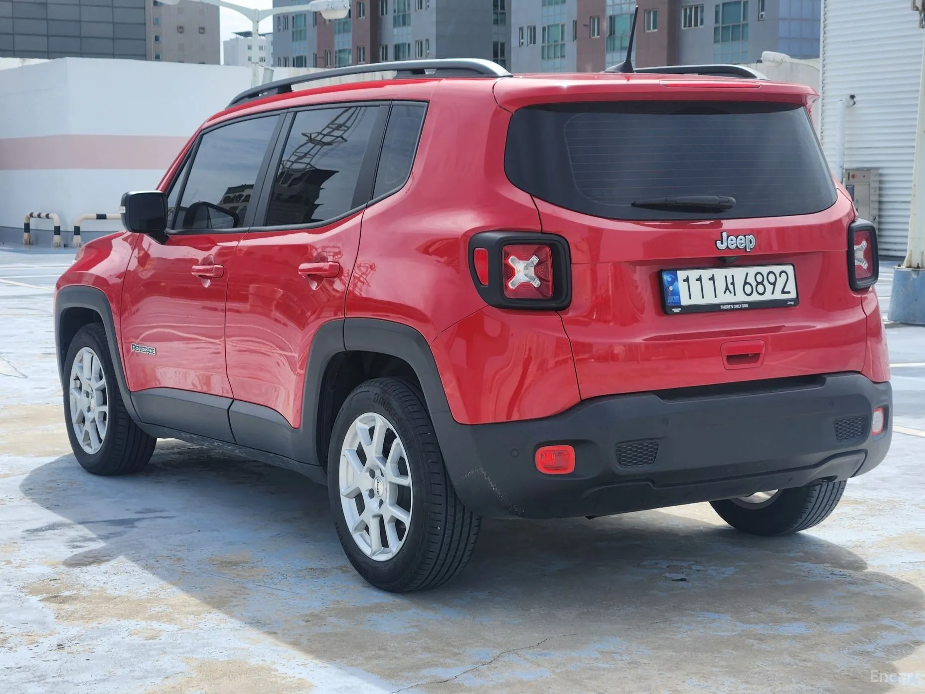 Jeep Renegade превью 4