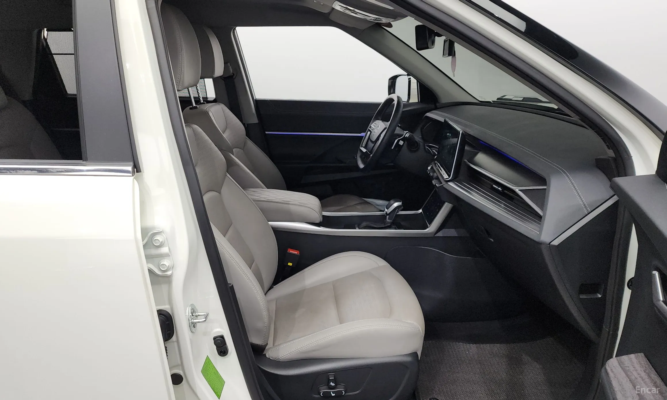 KG Mobility (SsangYong) Torres превью 11