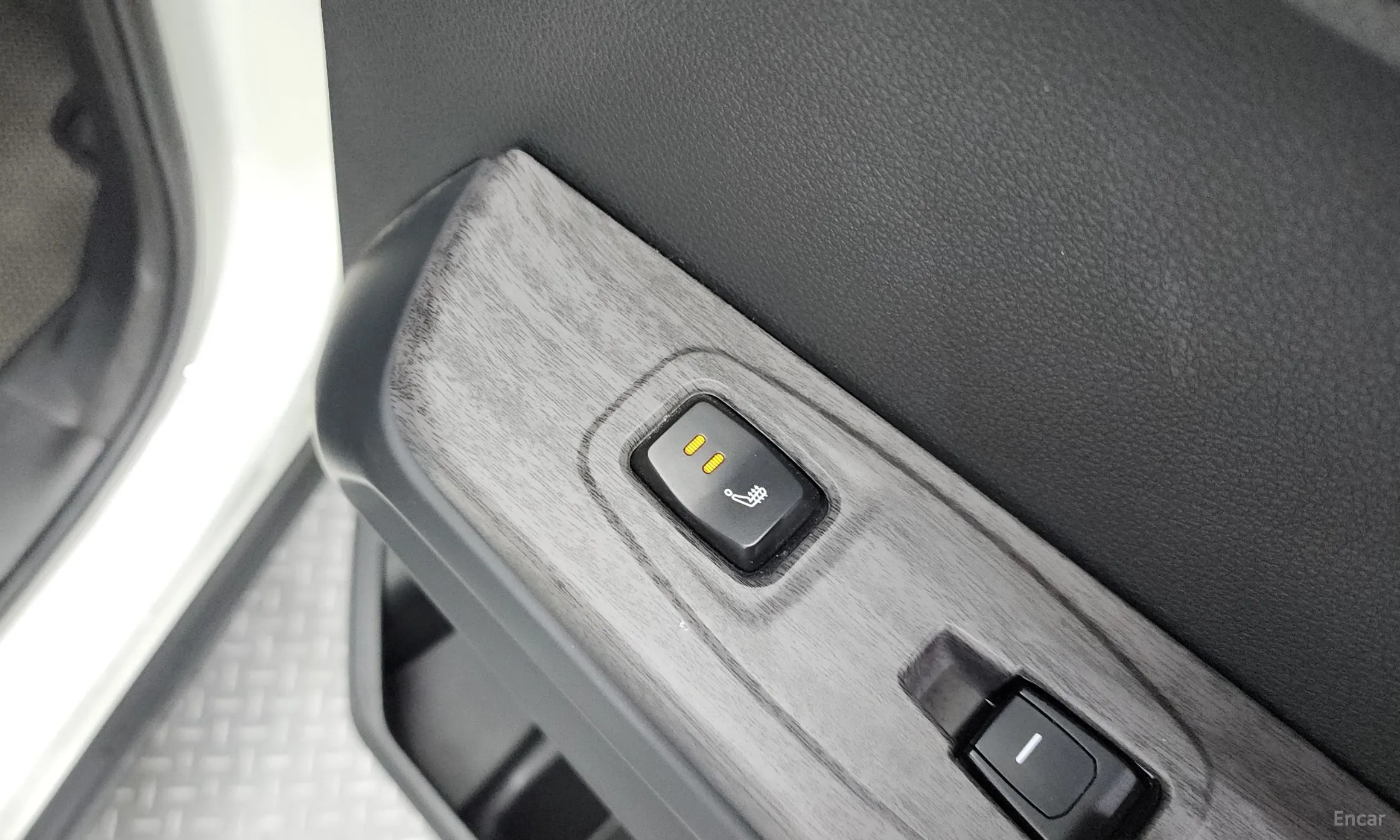 KG Mobility (SsangYong) Torres превью 19