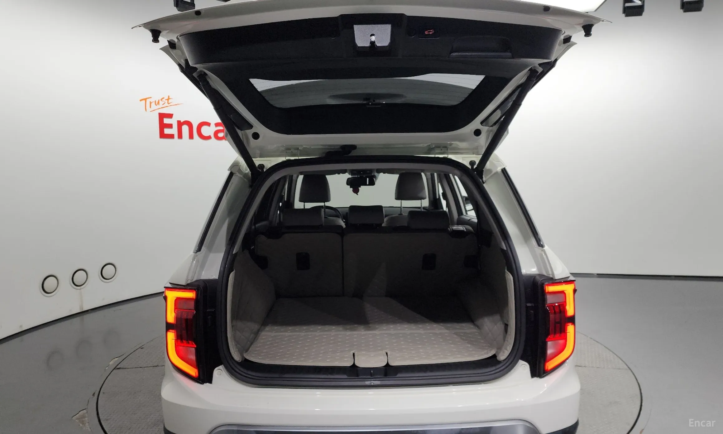 KG Mobility (SsangYong) Torres превью 20