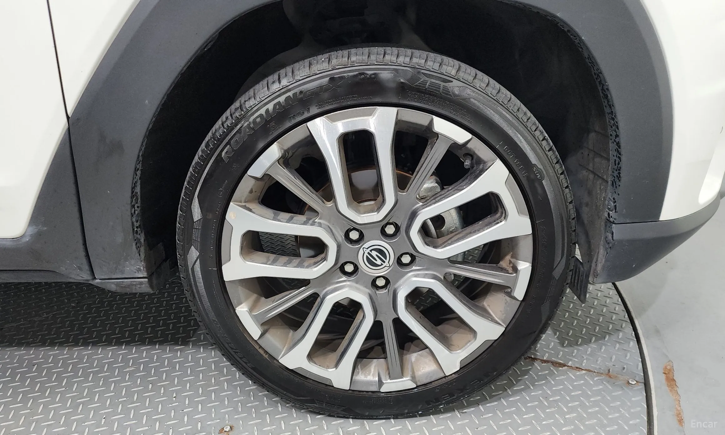 KG Mobility (SsangYong) Torres превью 5