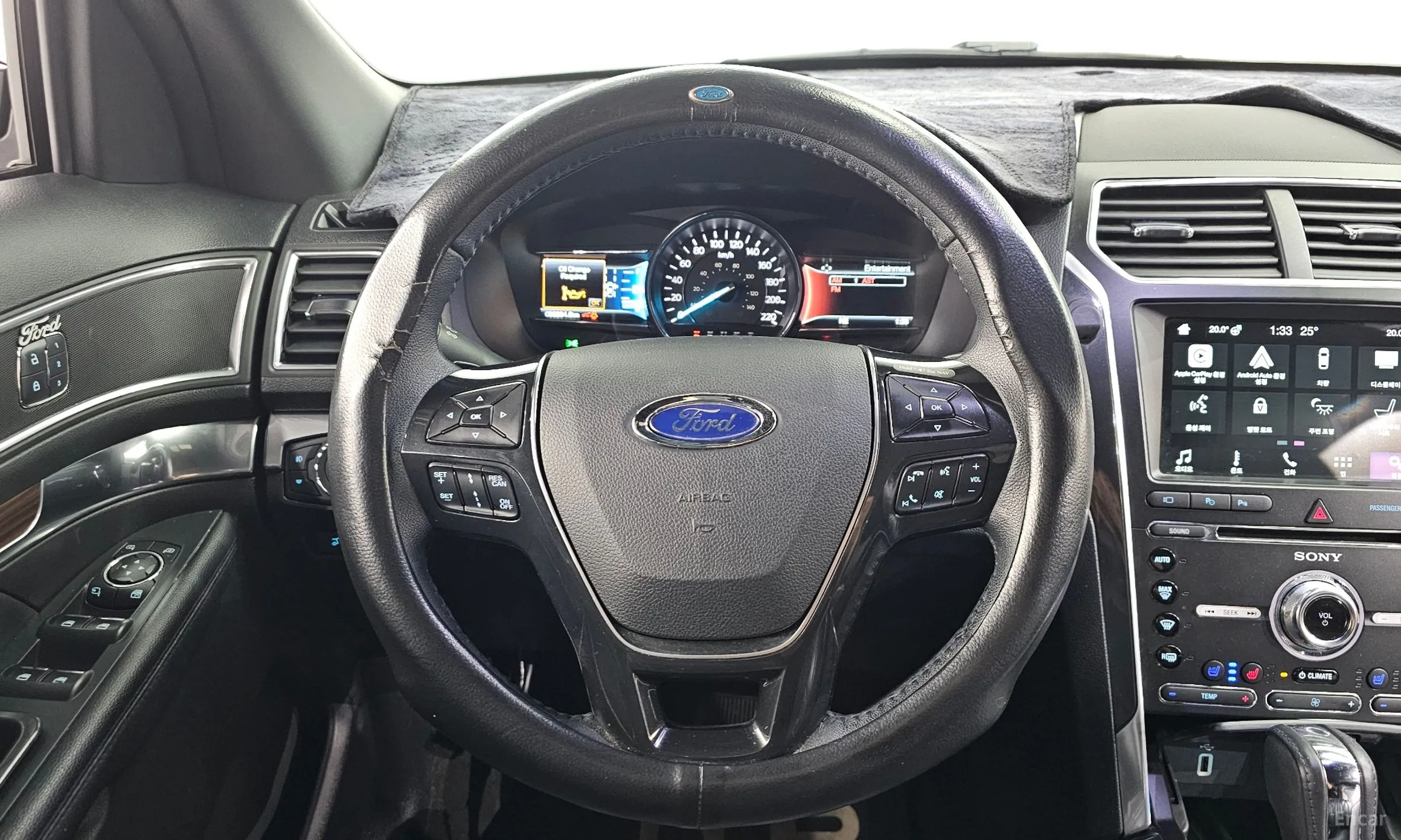 Ford Explorer превью 13