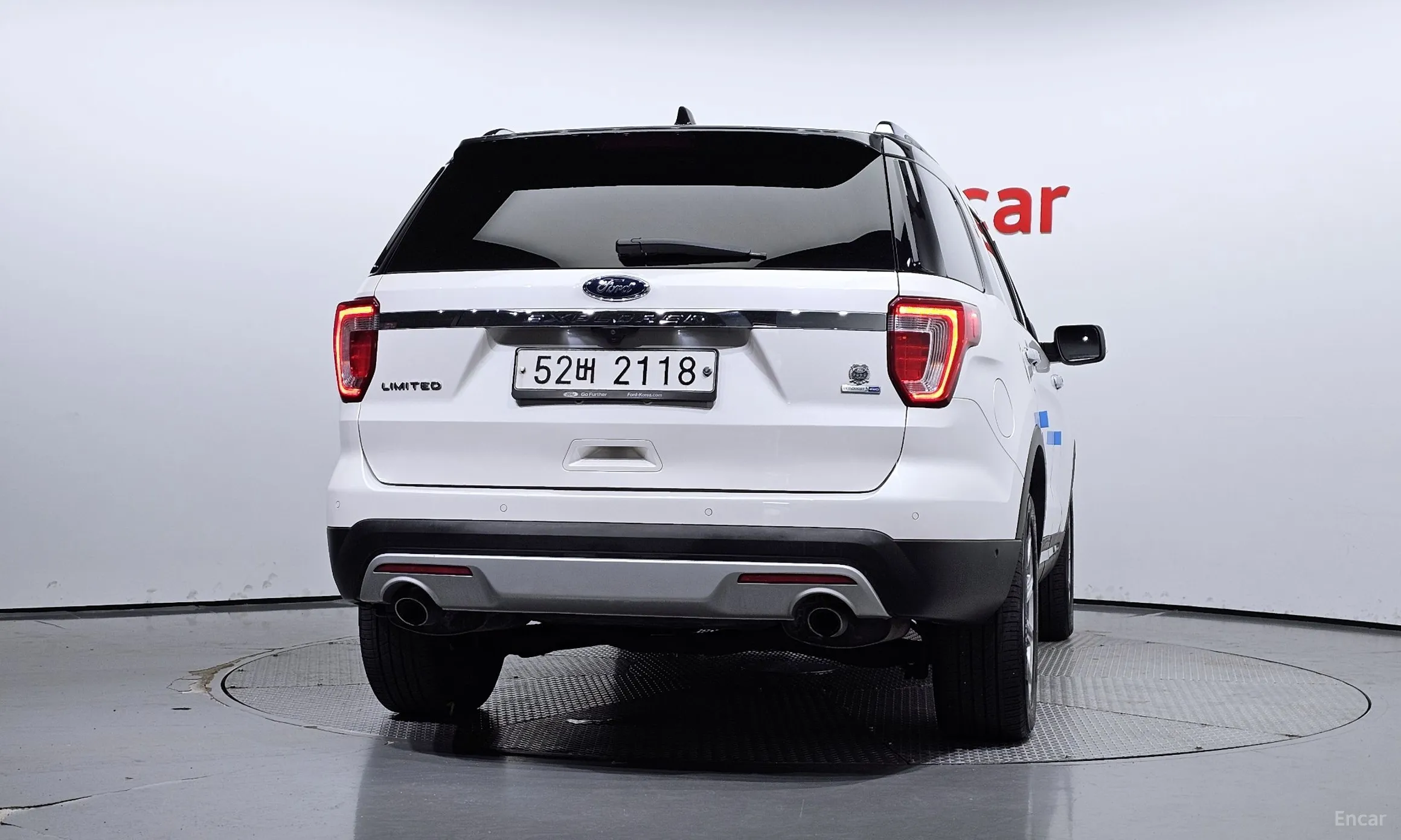 Ford Explorer превью 4